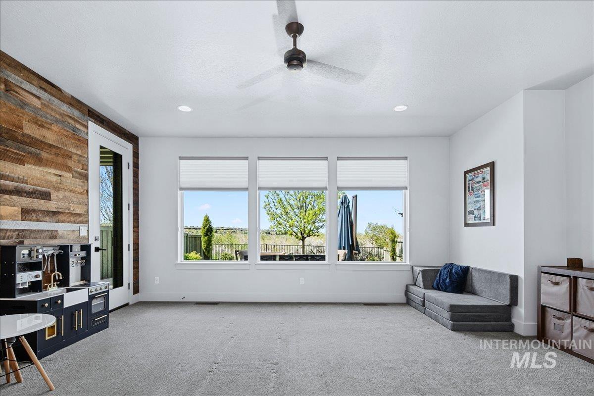 6787 E Warm Springs, Boise, Idaho 83716, 4 Bedrooms, 3 Bathrooms, Residential For Sale, Price $929,900, 98983195