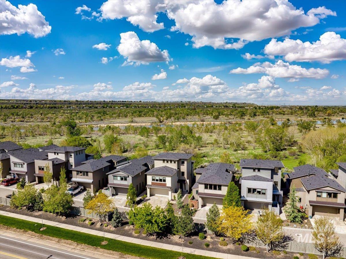 6787 E Warm Springs, Boise, Idaho 83716, 4 Bedrooms, 3 Bathrooms, Residential For Sale, Price $929,900, 98983195