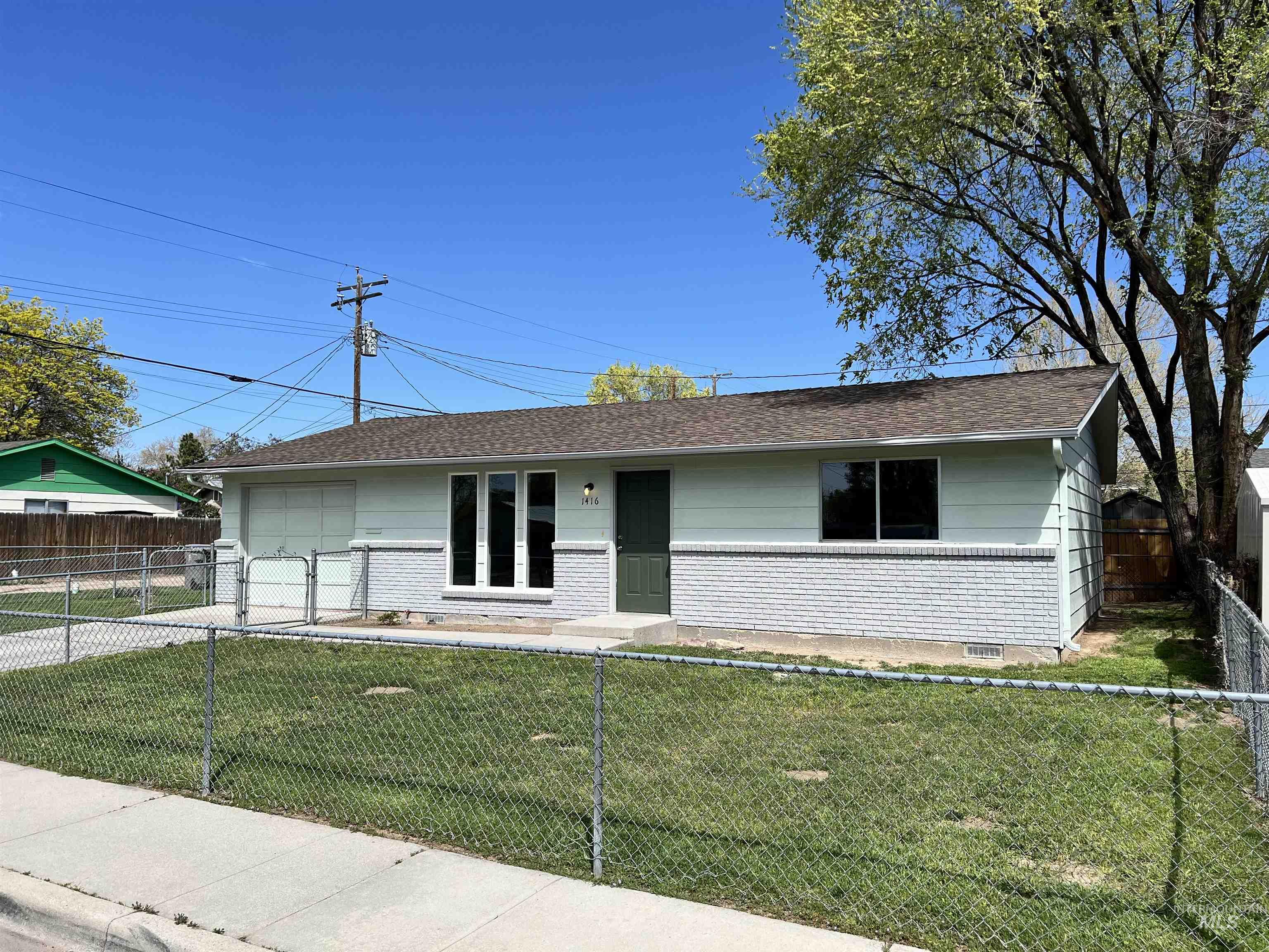 1416 11th St S, Nampa, Idaho 83651, 2 Bedrooms, 1 Bathroom, Residential For Sale, Price $324,900,MLS 98983196
