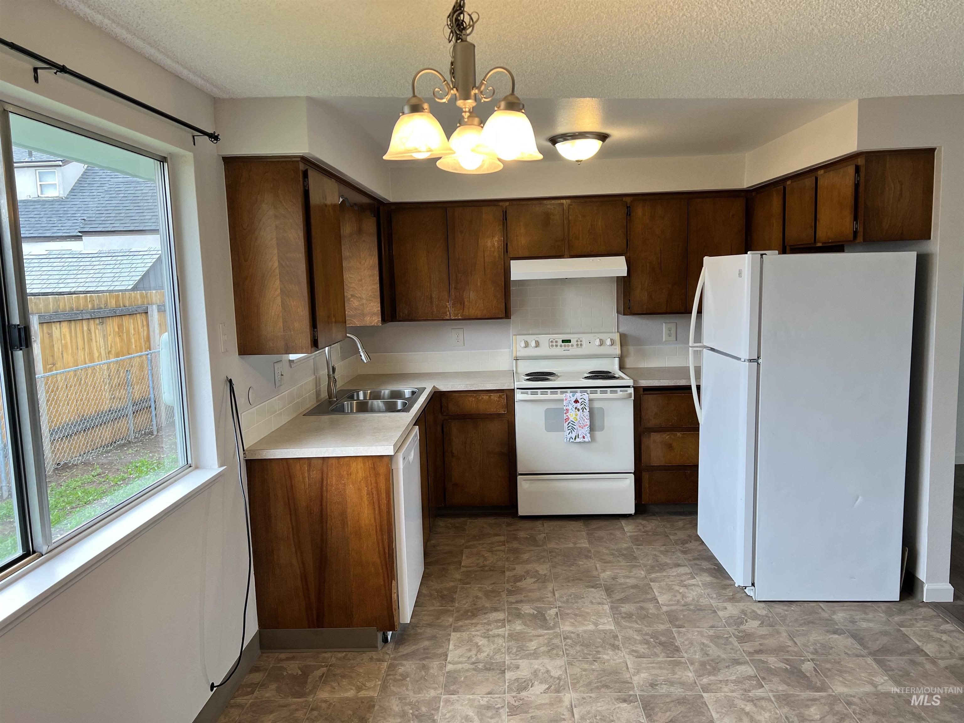 1416 11th St S, Nampa, Idaho 83651, 2 Bedrooms, 1 Bathroom, Residential For Sale, Price $324,900,MLS 98983196