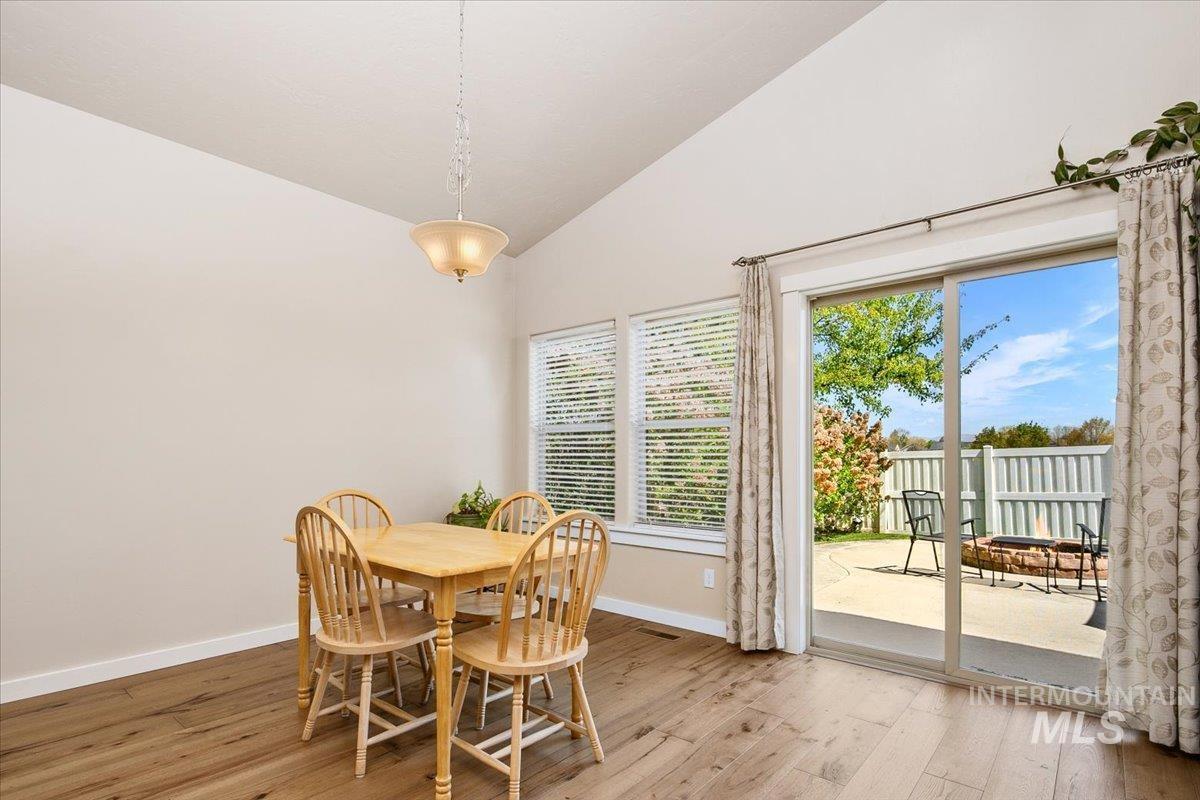 2726 E Riptide, Meridian, Idaho 83642, 3 Bedrooms, 2 Bathrooms, Residential For Sale, Price $399,900,MLS 98983197