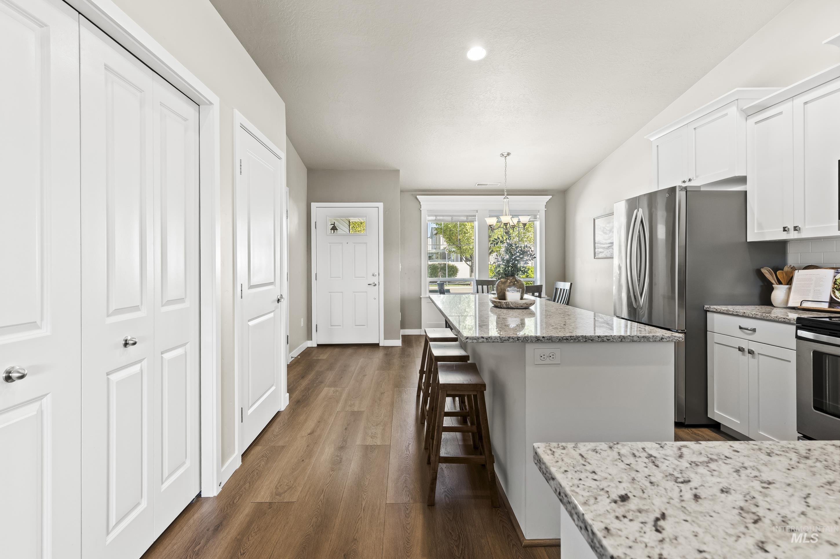 2667 E Apricot Drive, Meridian, Idaho 83646, 3 Bedrooms, 2 Bathrooms, Residential For Sale, Price $410,000,MLS 98983198