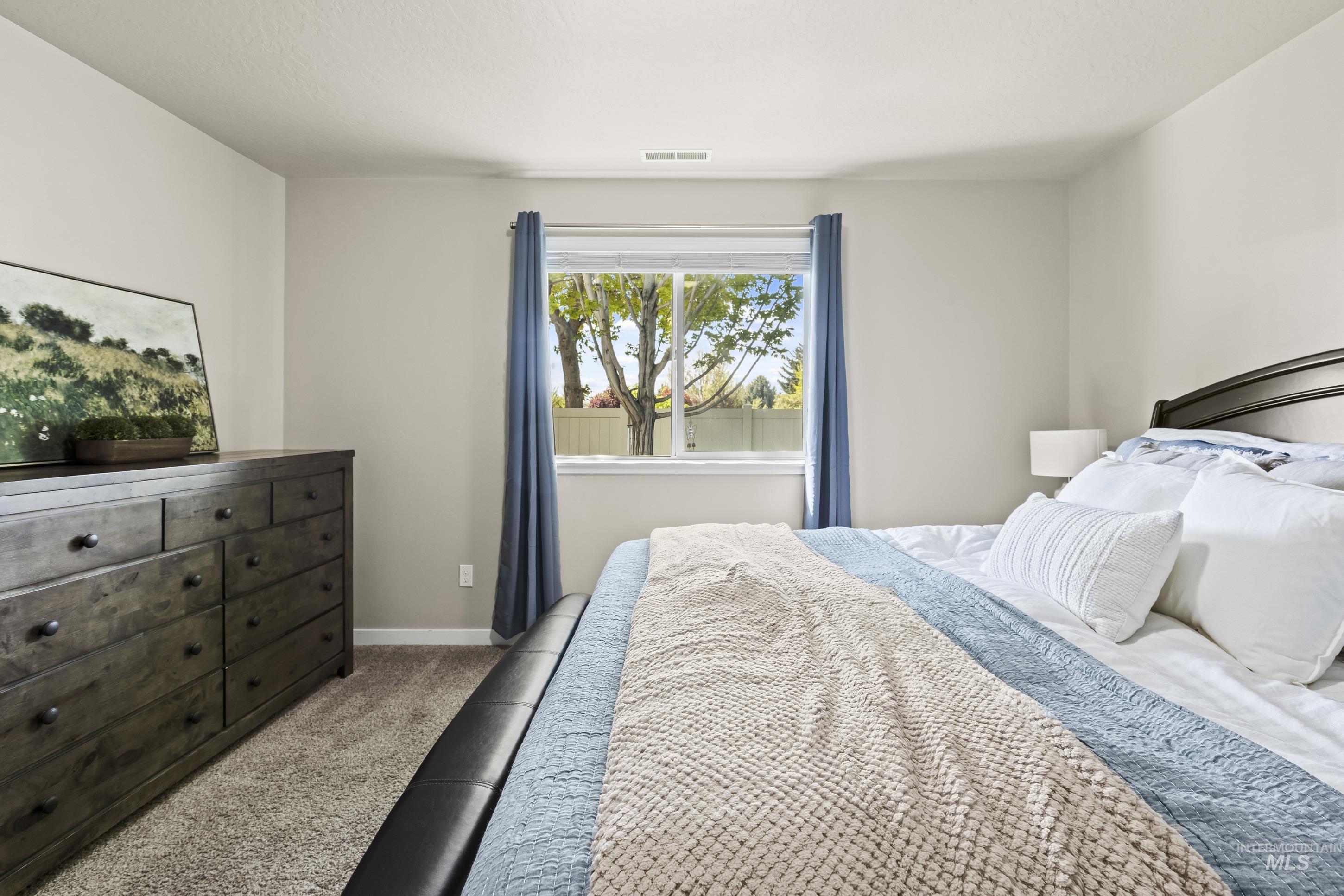 2667 E Apricot Drive, Meridian, Idaho 83646, 3 Bedrooms, 2 Bathrooms, Residential For Sale, Price $410,000,MLS 98983198