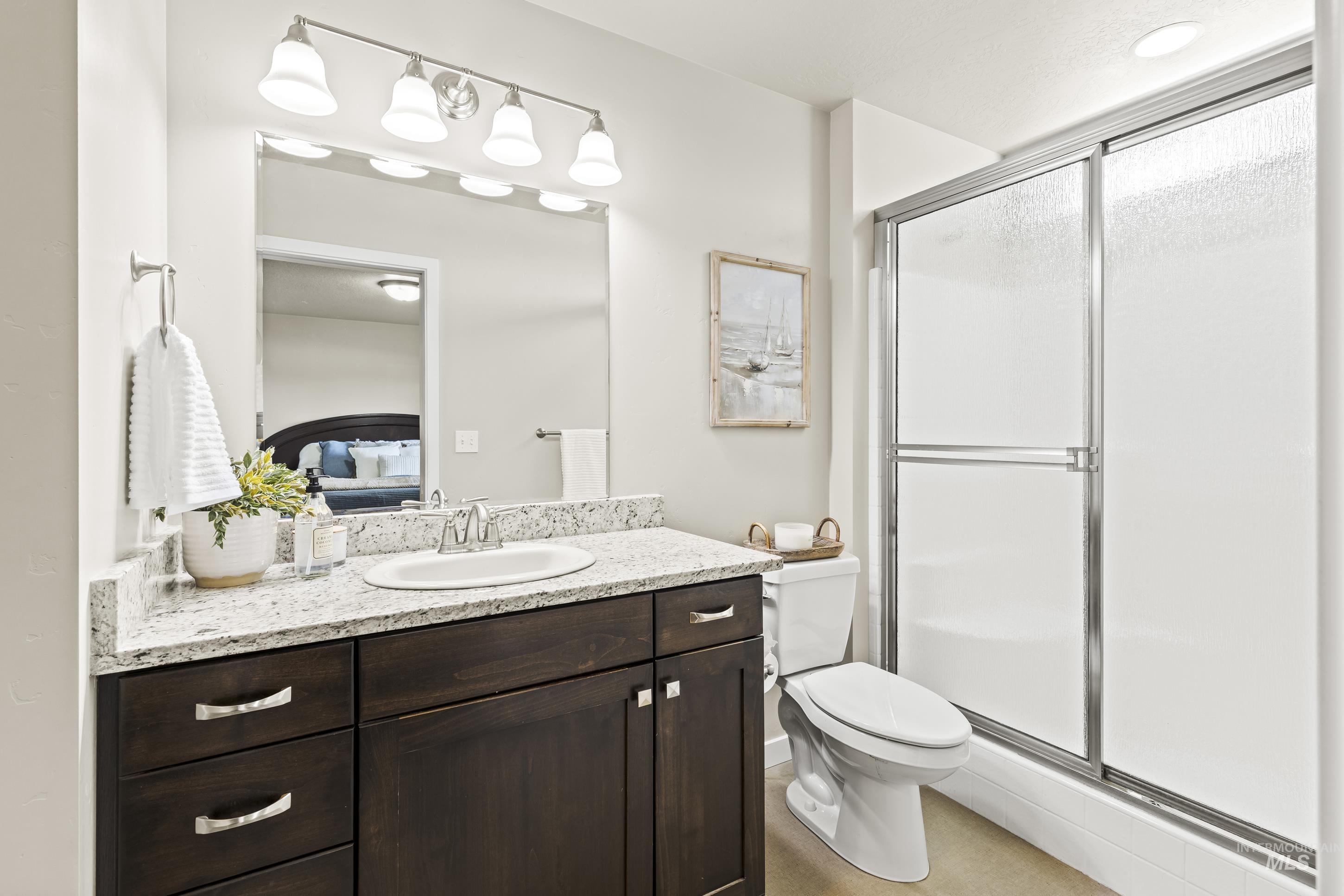 2667 E Apricot Drive, Meridian, Idaho 83646, 3 Bedrooms, 2 Bathrooms, Residential For Sale, Price $410,000,MLS 98983198