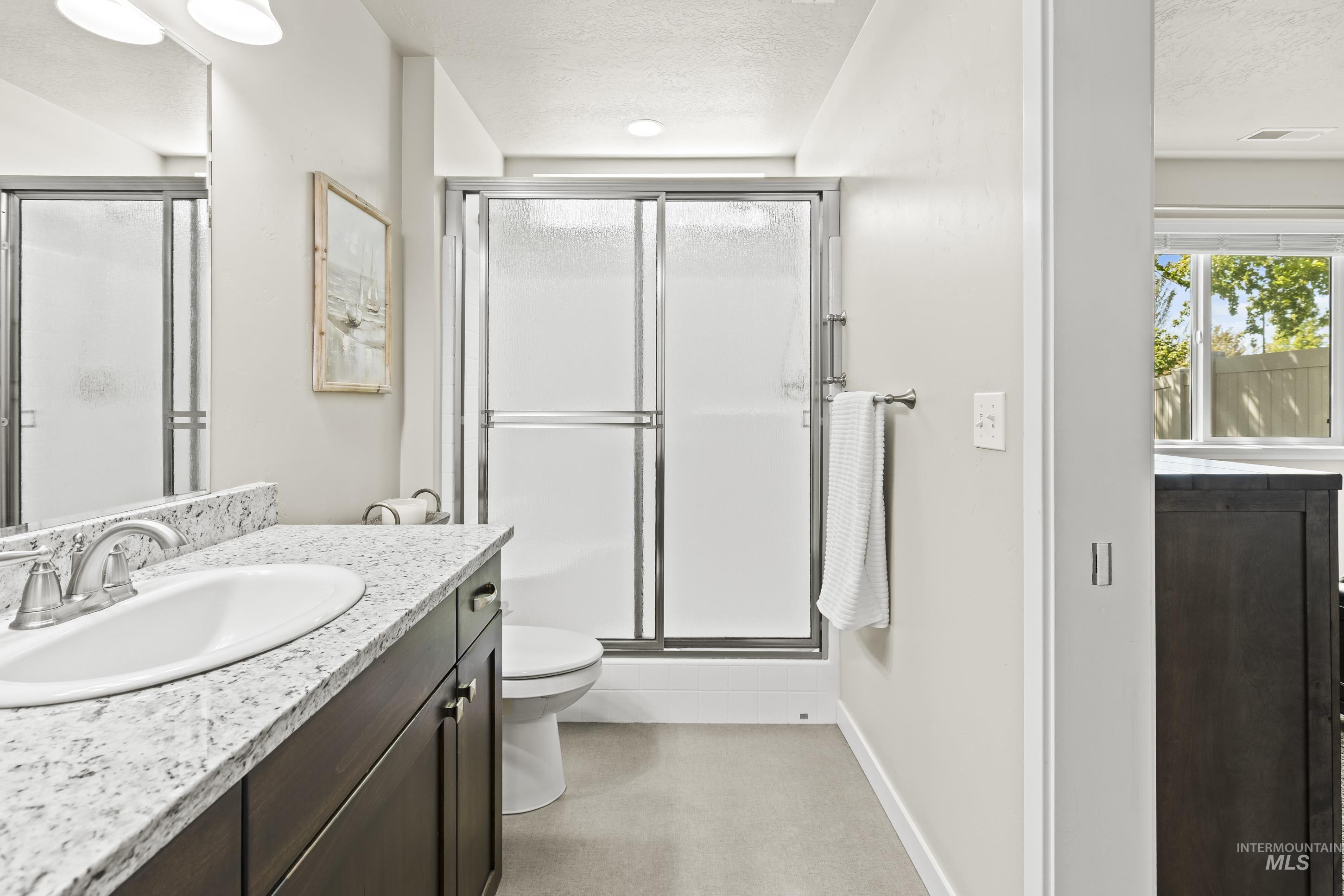 2667 E Apricot Drive, Meridian, Idaho 83646, 3 Bedrooms, 2 Bathrooms, Residential For Sale, Price $410,000,MLS 98983198