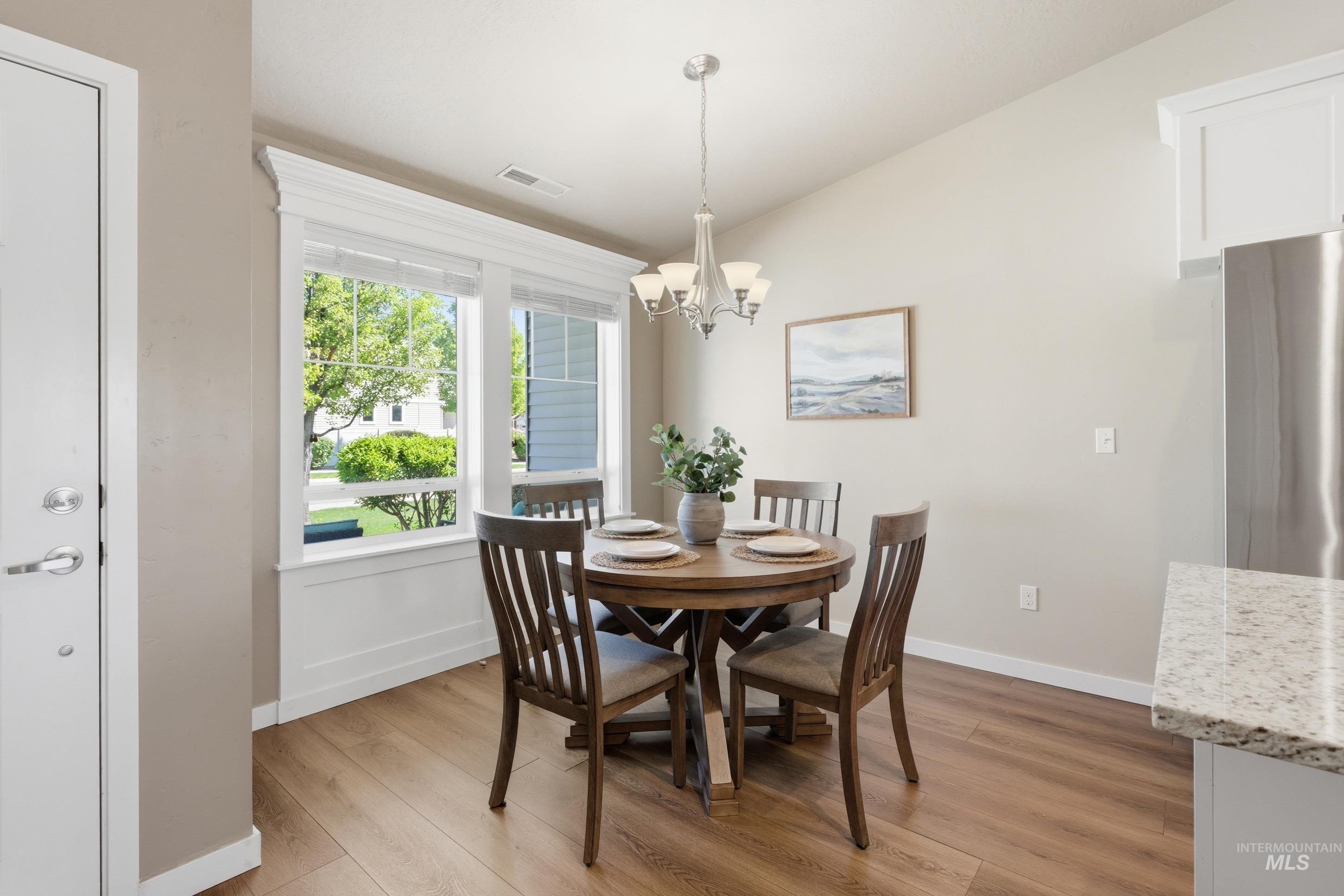 2667 E Apricot Drive, Meridian, Idaho 83646, 3 Bedrooms, 2 Bathrooms, Residential For Sale, Price $410,000,MLS 98983198