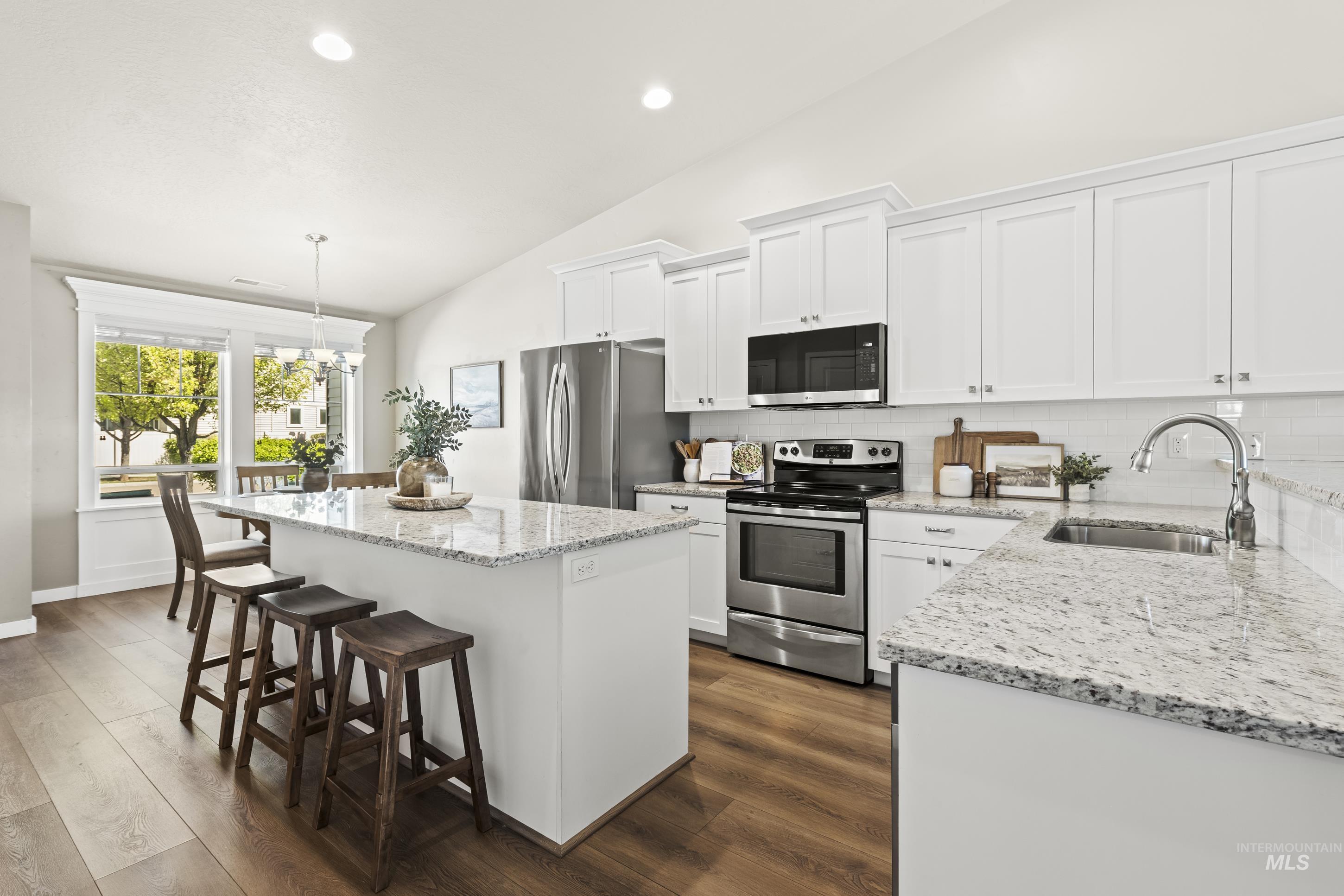 2667 E Apricot Drive, Meridian, Idaho 83646, 3 Bedrooms, 2 Bathrooms, Residential For Sale, Price $410,000,MLS 98983198