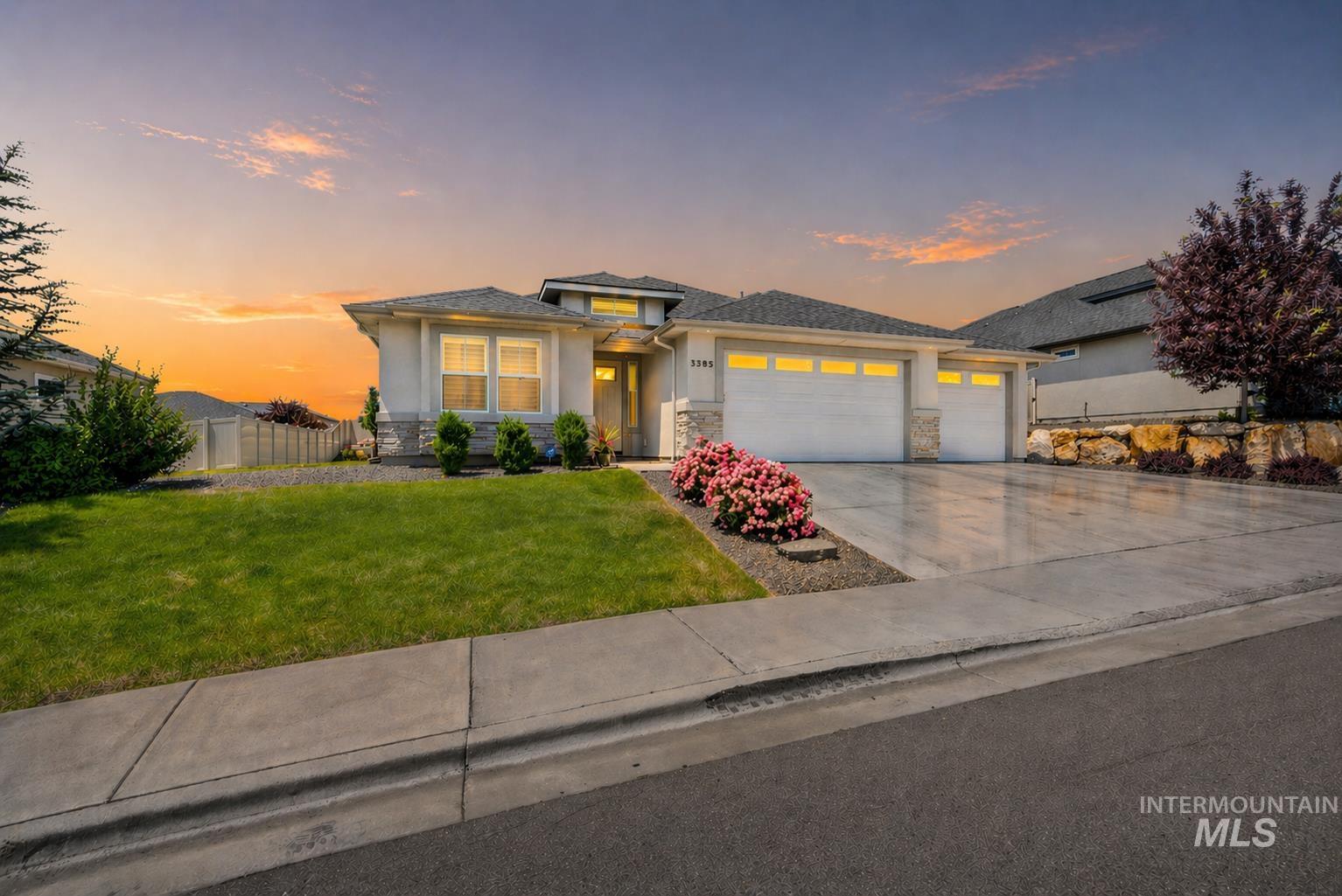 3385 N Roseland Way, Star, Idaho 83669, 3 Bedrooms, 2 Bathrooms, Residential For Sale, Price $717,500, 98983199