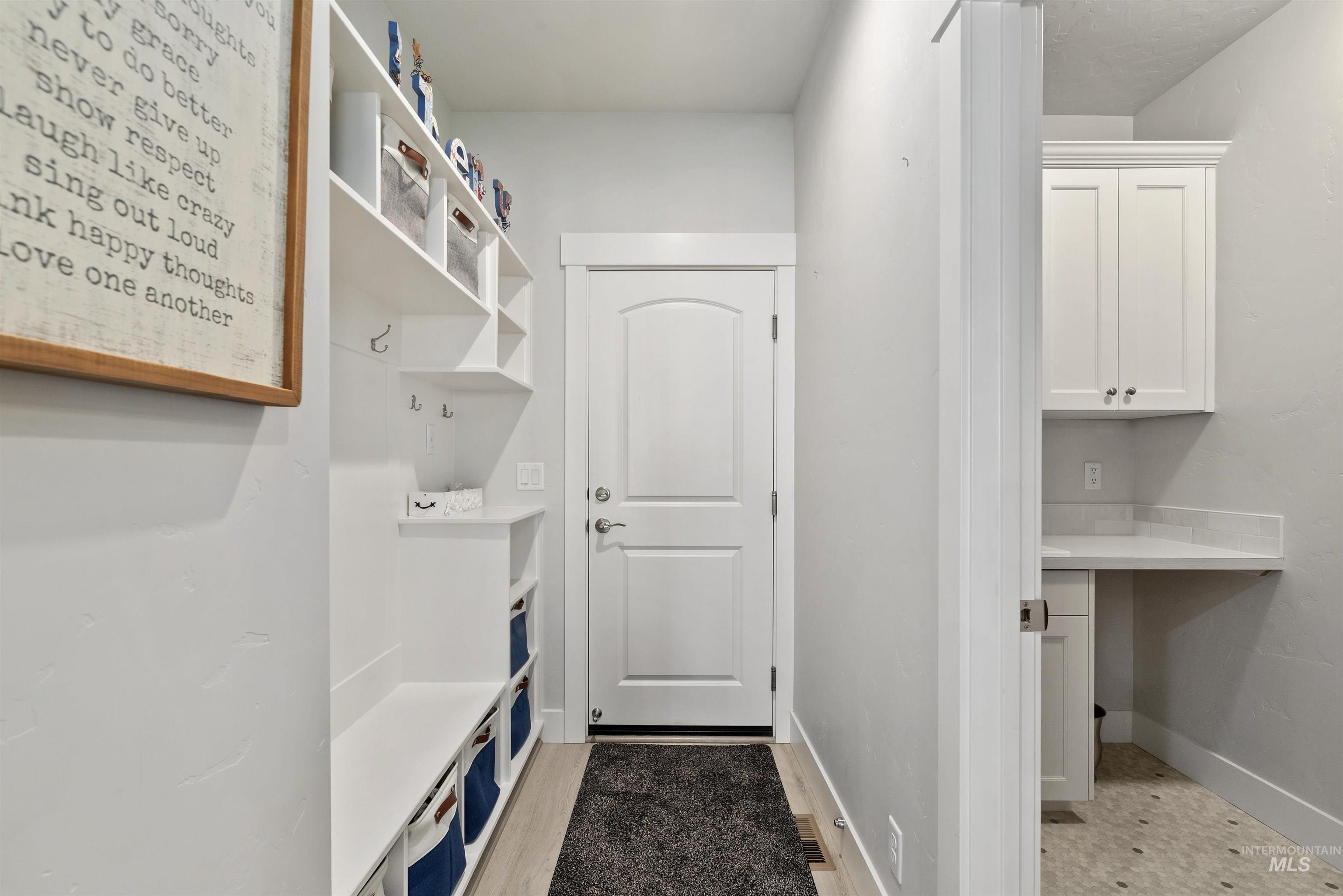 3385 N Roseland Way, Star, Idaho 83669, 3 Bedrooms, 2 Bathrooms, Residential For Sale, Price $717,500, 98983199