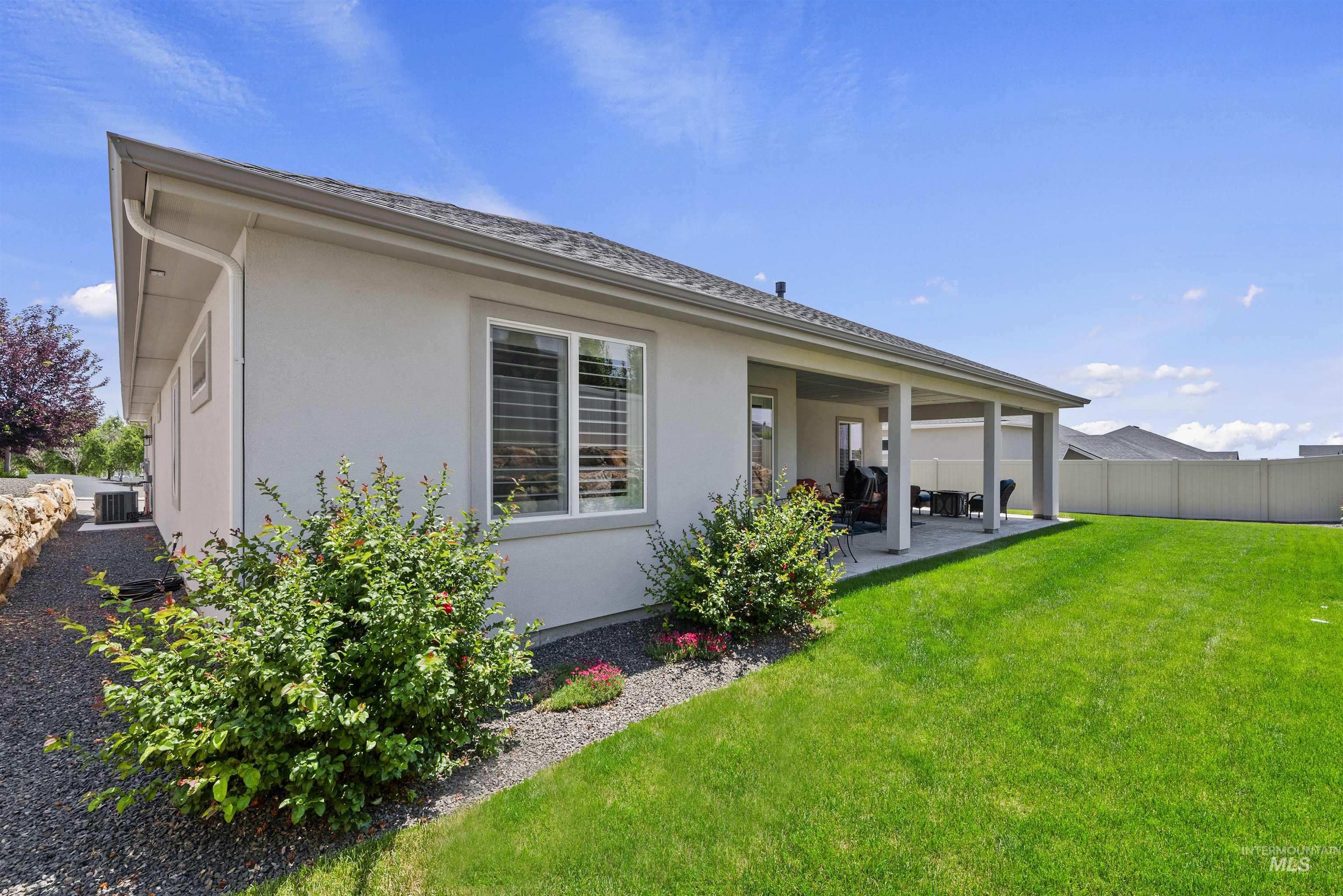 3385 N Roseland Way, Star, Idaho 83669, 3 Bedrooms, 2 Bathrooms, Residential For Sale, Price $717,500, 98983199