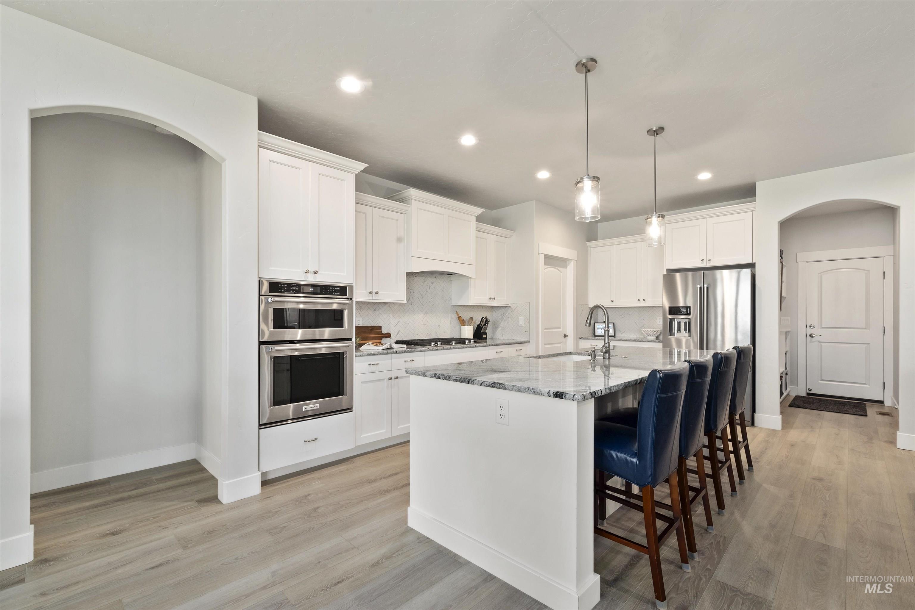 3385 N Roseland Way, Star, Idaho 83669, 3 Bedrooms, 2 Bathrooms, Residential For Sale, Price $717,500, 98983199