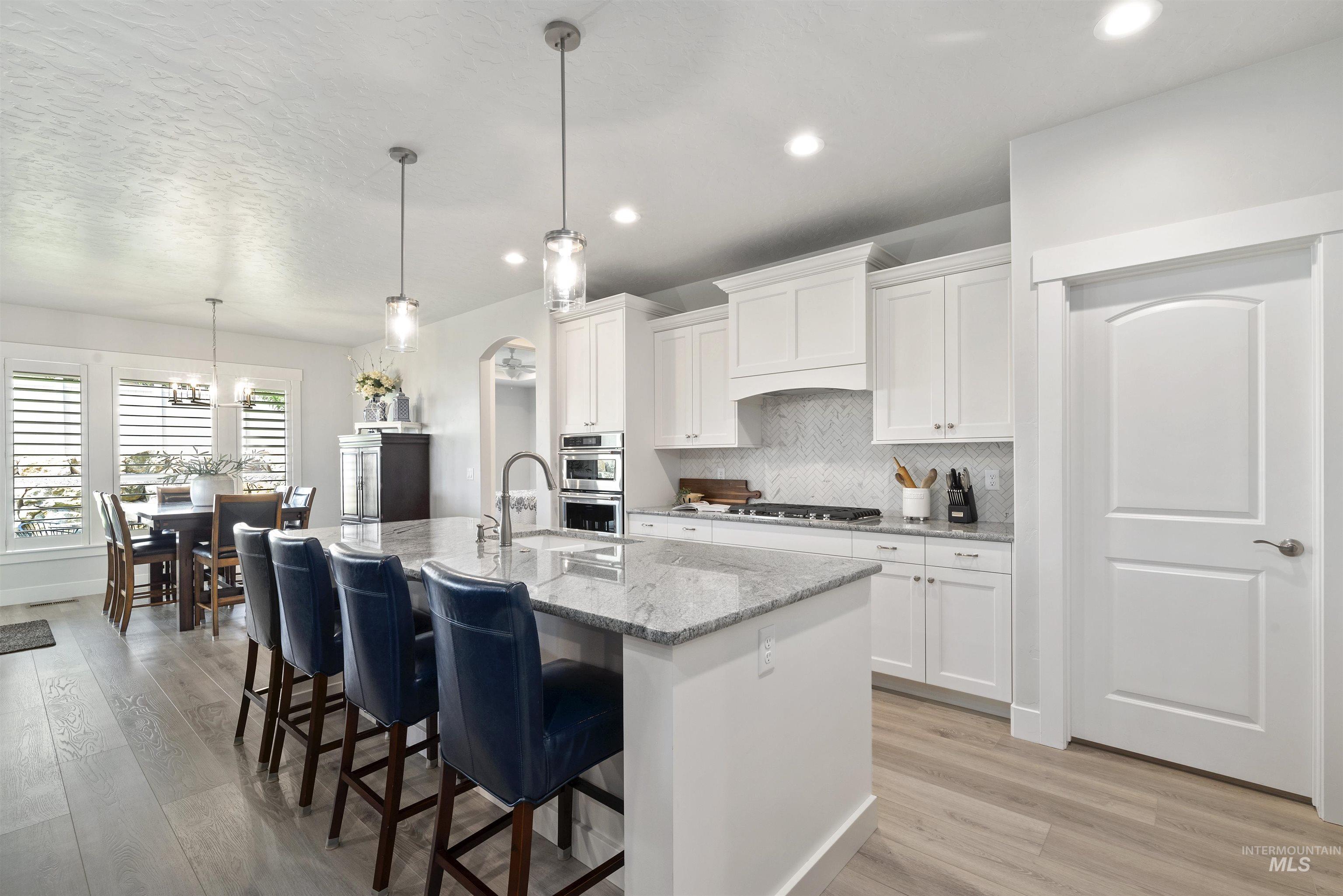 3385 N Roseland Way, Star, Idaho 83669, 3 Bedrooms, 2 Bathrooms, Residential For Sale, Price $717,500, 98983199