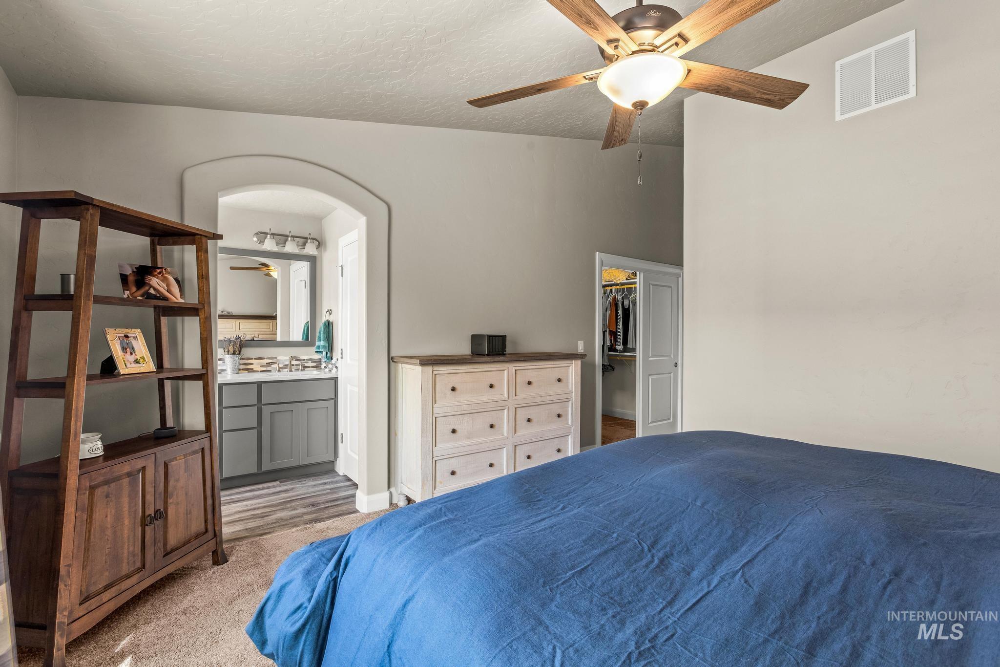 6085 E Mayfield, Nampa, Idaho 83687, 3 Bedrooms, 2 Bathrooms, Residential For Sale, Price $440,000,MLS 98983200