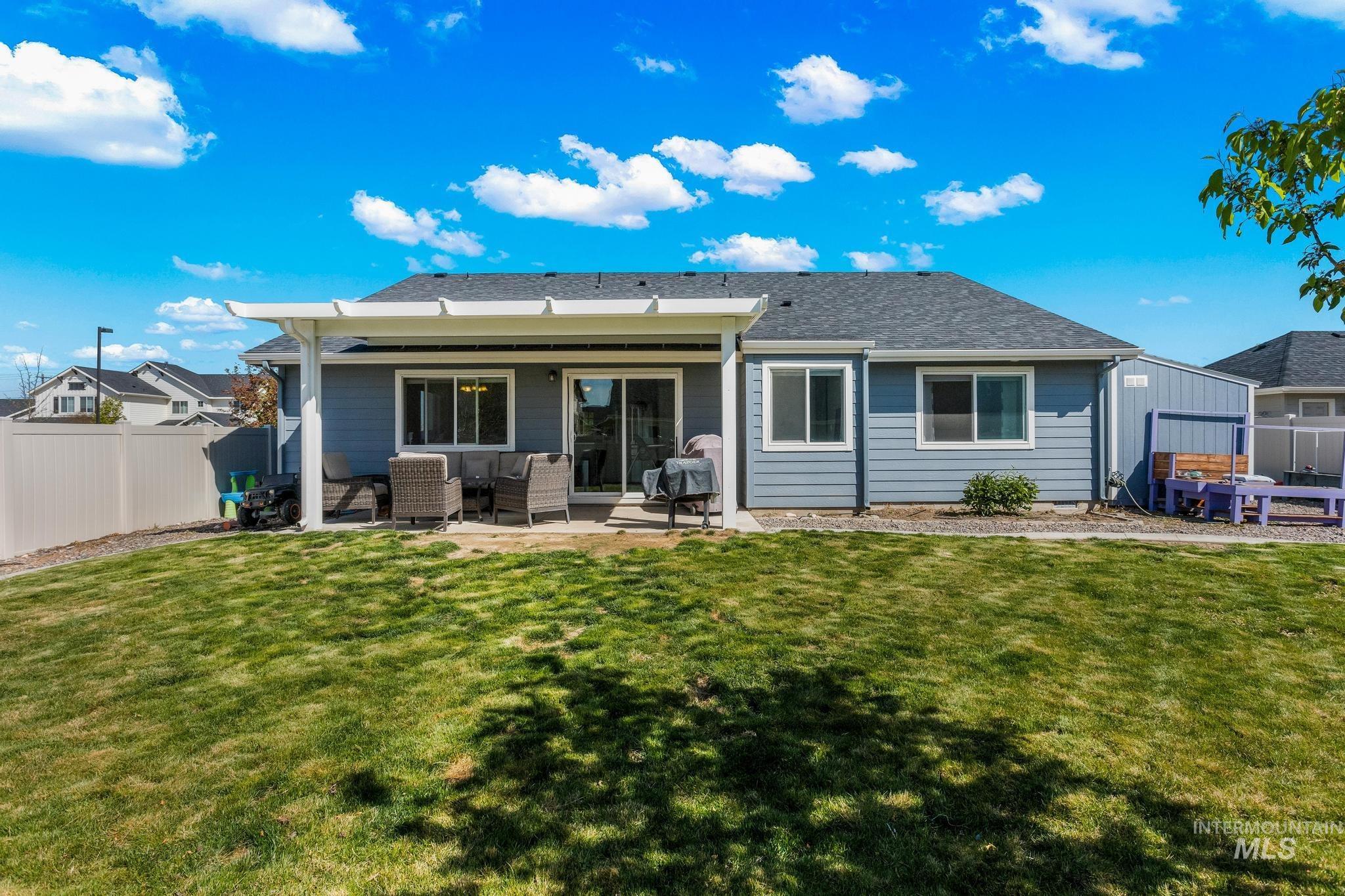 6085 E Mayfield, Nampa, Idaho 83687, 3 Bedrooms, 2 Bathrooms, Residential For Sale, Price $440,000,MLS 98983200