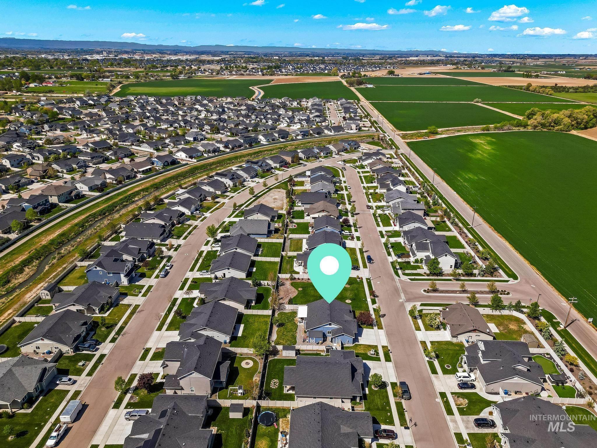 6085 E Mayfield, Nampa, Idaho 83687, 3 Bedrooms, 2 Bathrooms, Residential For Sale, Price $440,000,MLS 98983200