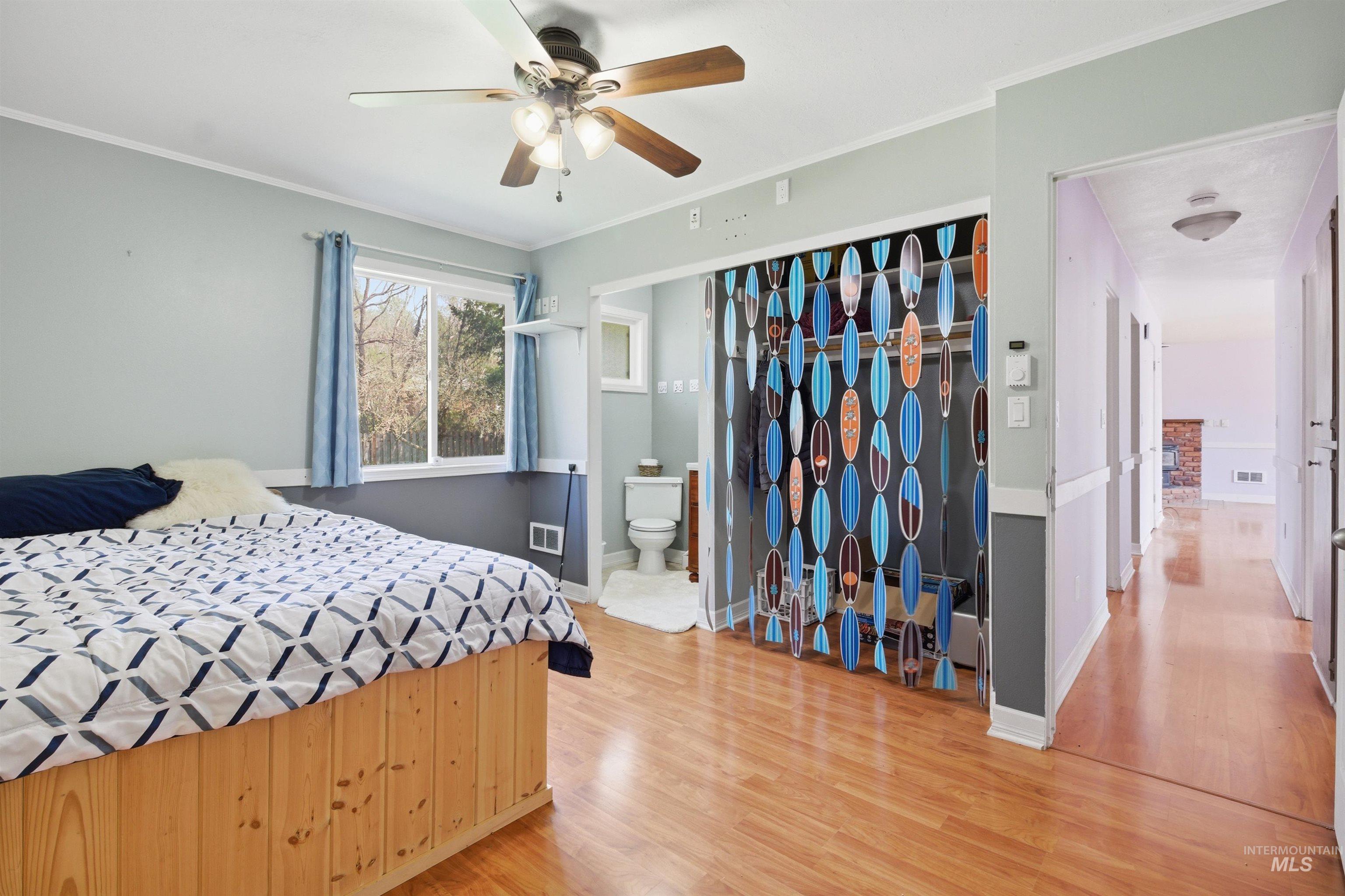 828 S Meadow St, Moscow, Idaho 83843, 3 Bedrooms, 1.5 Bathrooms, Residential For Sale, Price $359,000,MLS 98983201