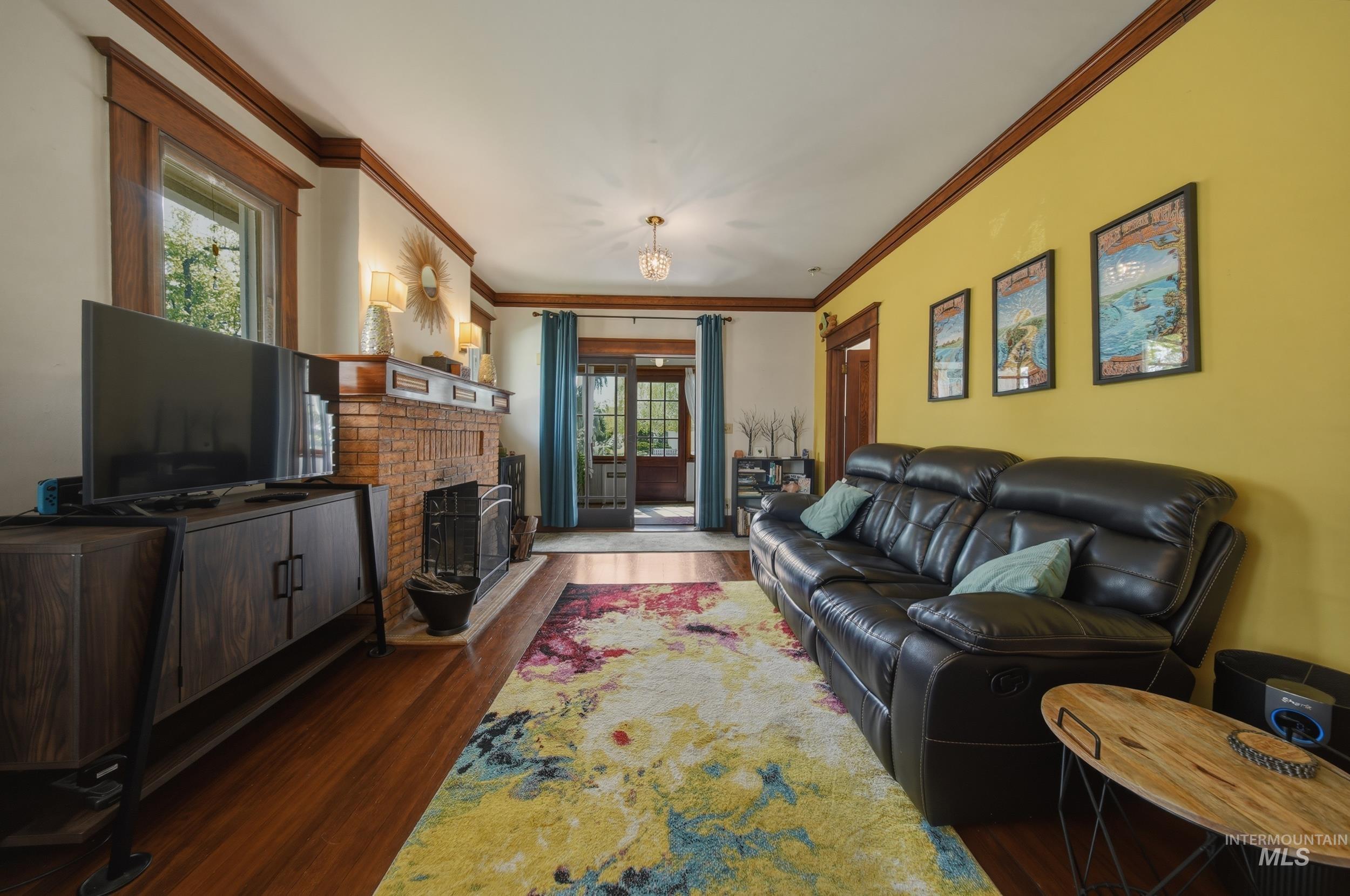 2200 W Bannock St, Boise, Idaho 83702, 2 Bedrooms, 1 Bathroom, Residential For Sale, Price $629,900, 98983202