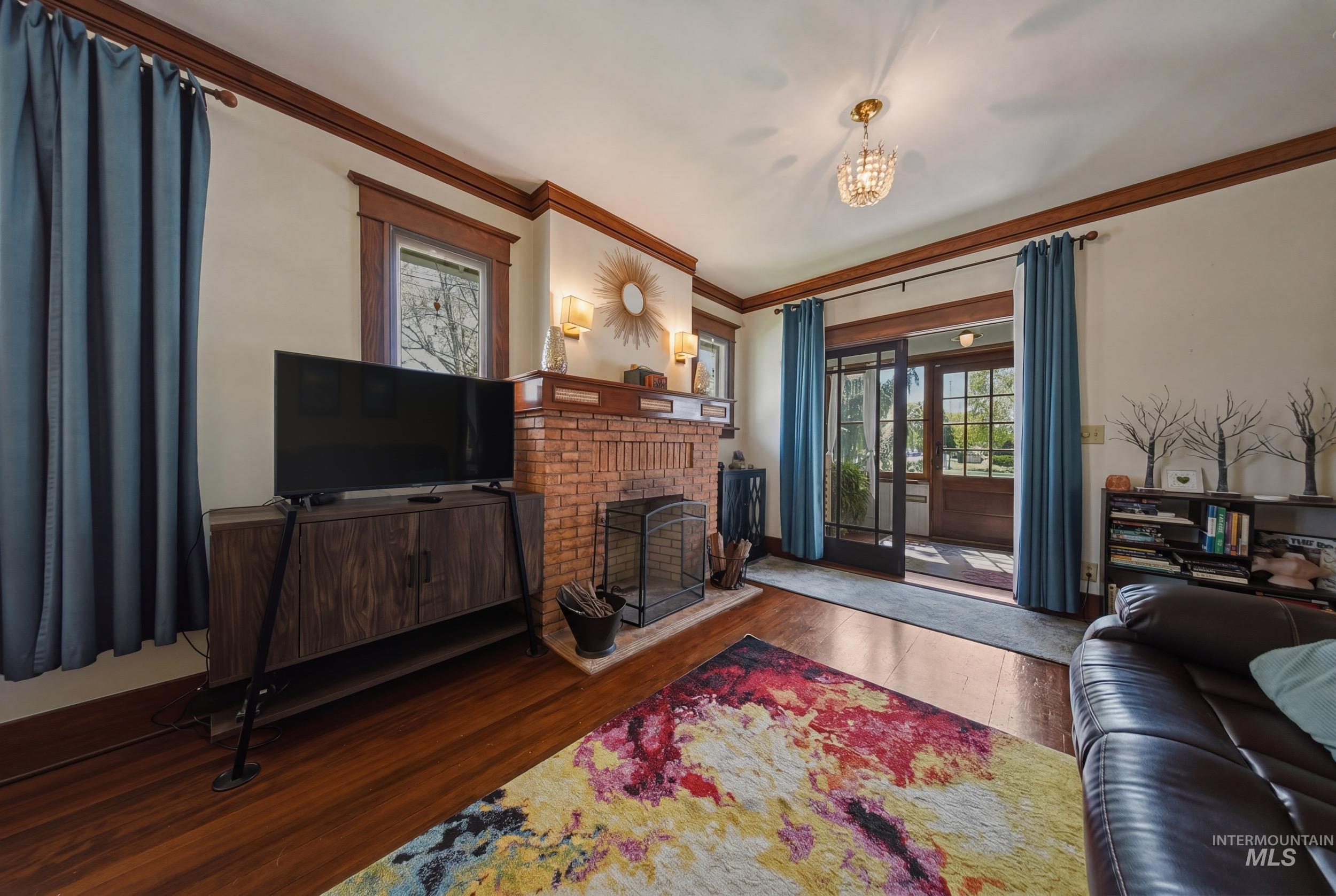 2200 W Bannock St, Boise, Idaho 83702, 2 Bedrooms, 1 Bathroom, Residential For Sale, Price $629,900, 98983202