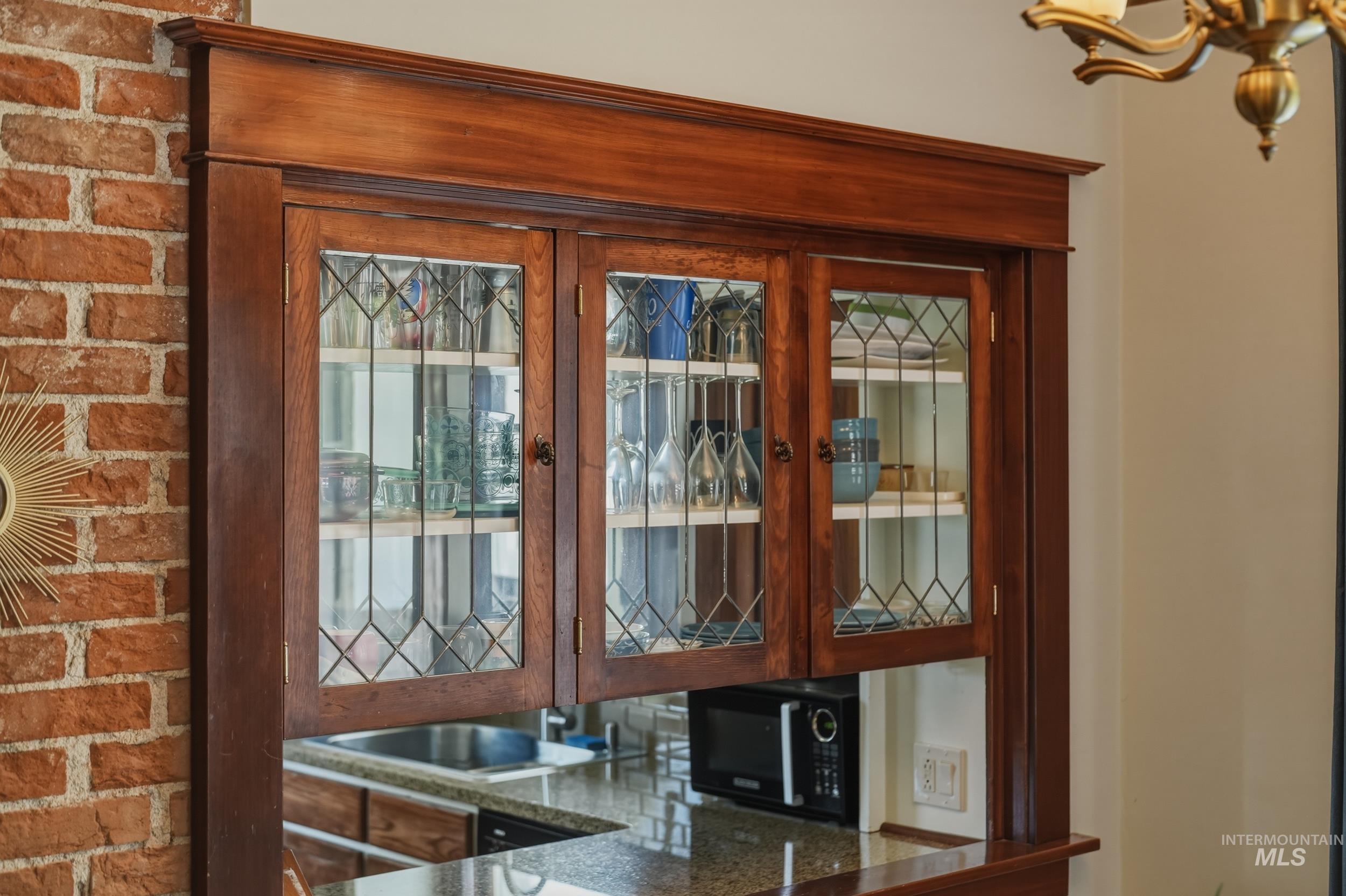 2200 W Bannock St, Boise, Idaho 83702, 2 Bedrooms, 1 Bathroom, Residential For Sale, Price $629,900, 98983202