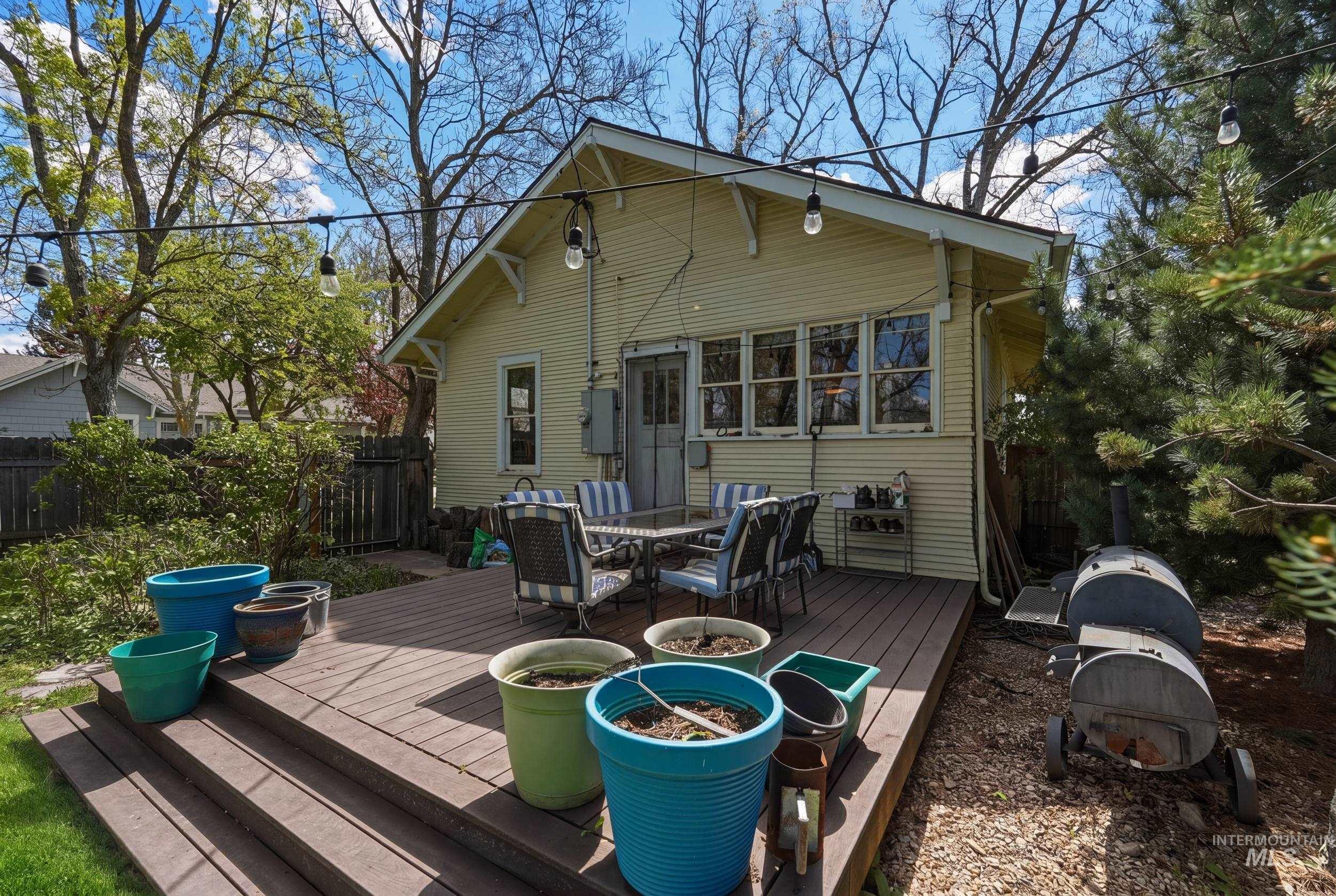 2200 W Bannock St, Boise, Idaho 83702, 2 Bedrooms, 1 Bathroom, Residential For Sale, Price $629,900, 98983202