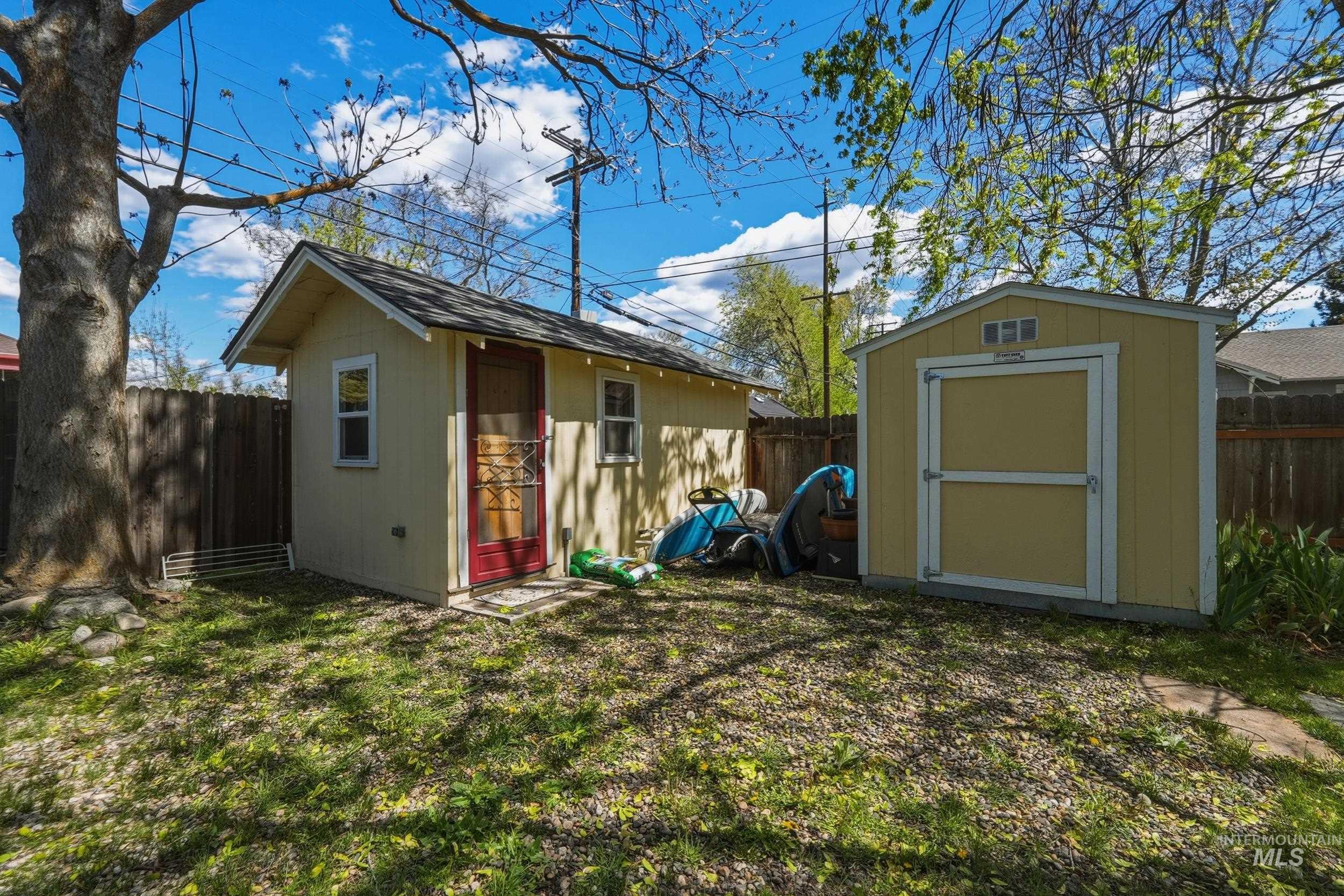 2200 W Bannock St, Boise, Idaho 83702, 2 Bedrooms, 1 Bathroom, Residential For Sale, Price $629,900, 98983202