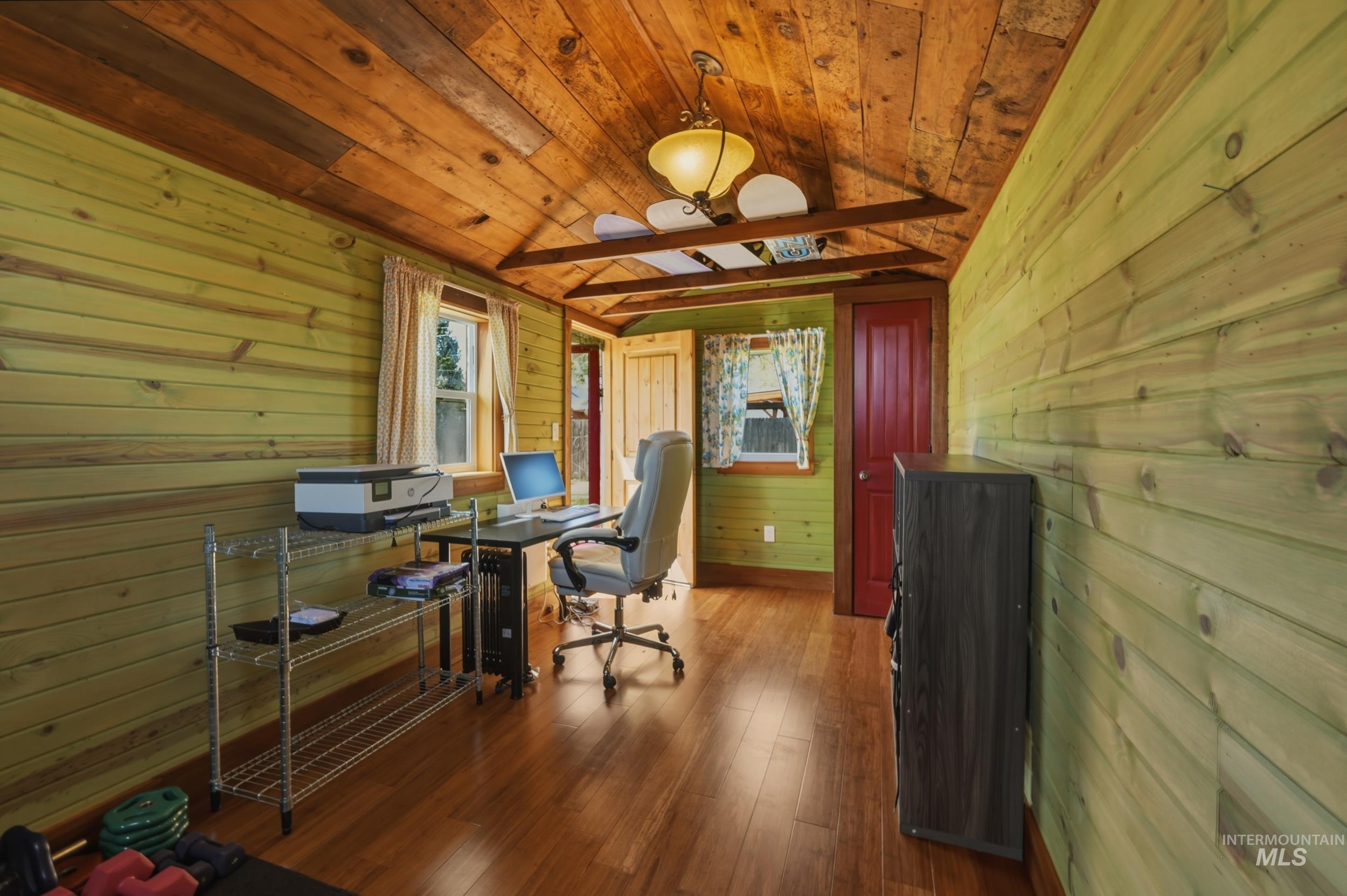 2200 W Bannock St, Boise, Idaho 83702, 2 Bedrooms, 1 Bathroom, Residential For Sale, Price $629,900, 98983202