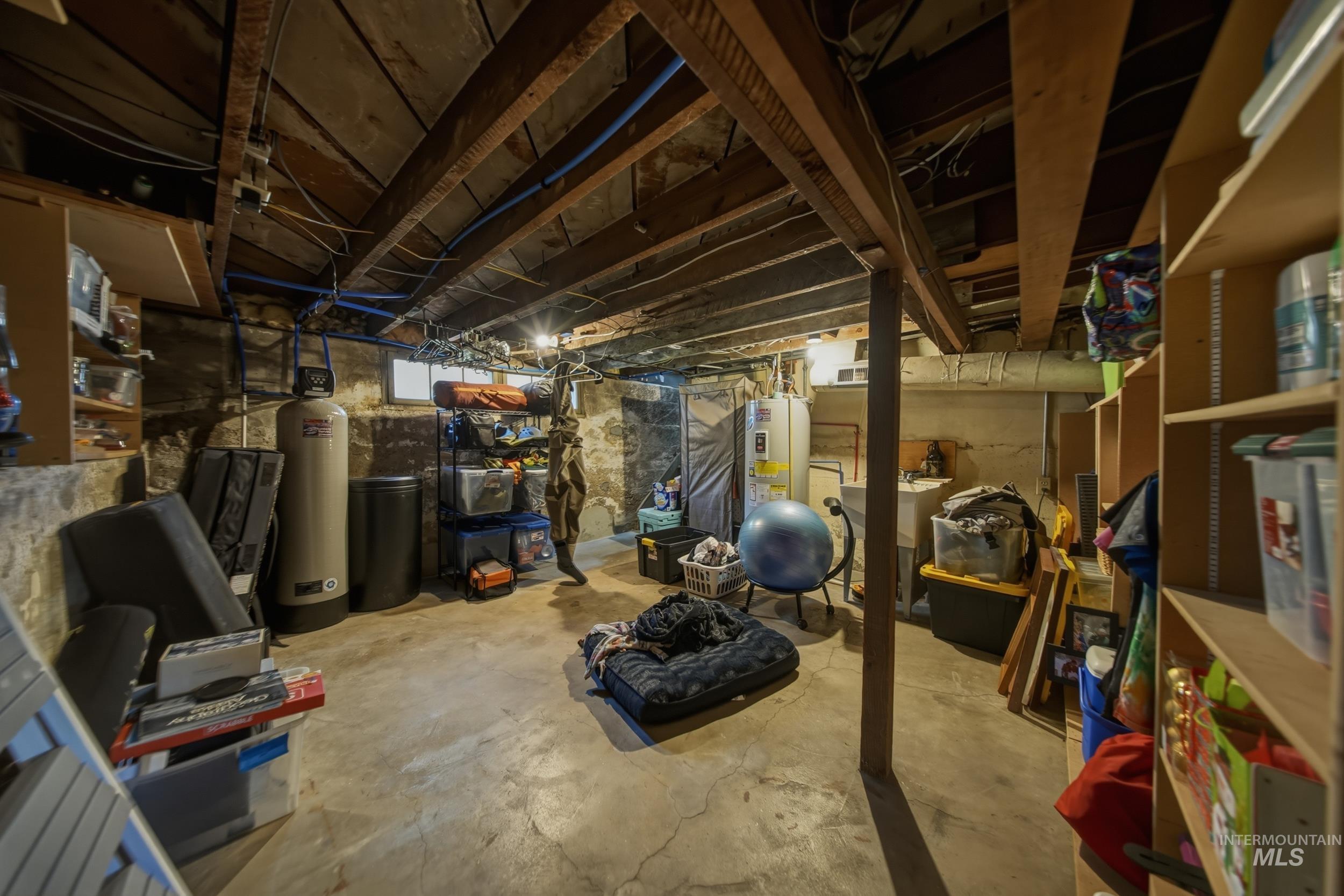 2200 W Bannock St, Boise, Idaho 83702, 2 Bedrooms, 1 Bathroom, Residential For Sale, Price $629,900, 98983202