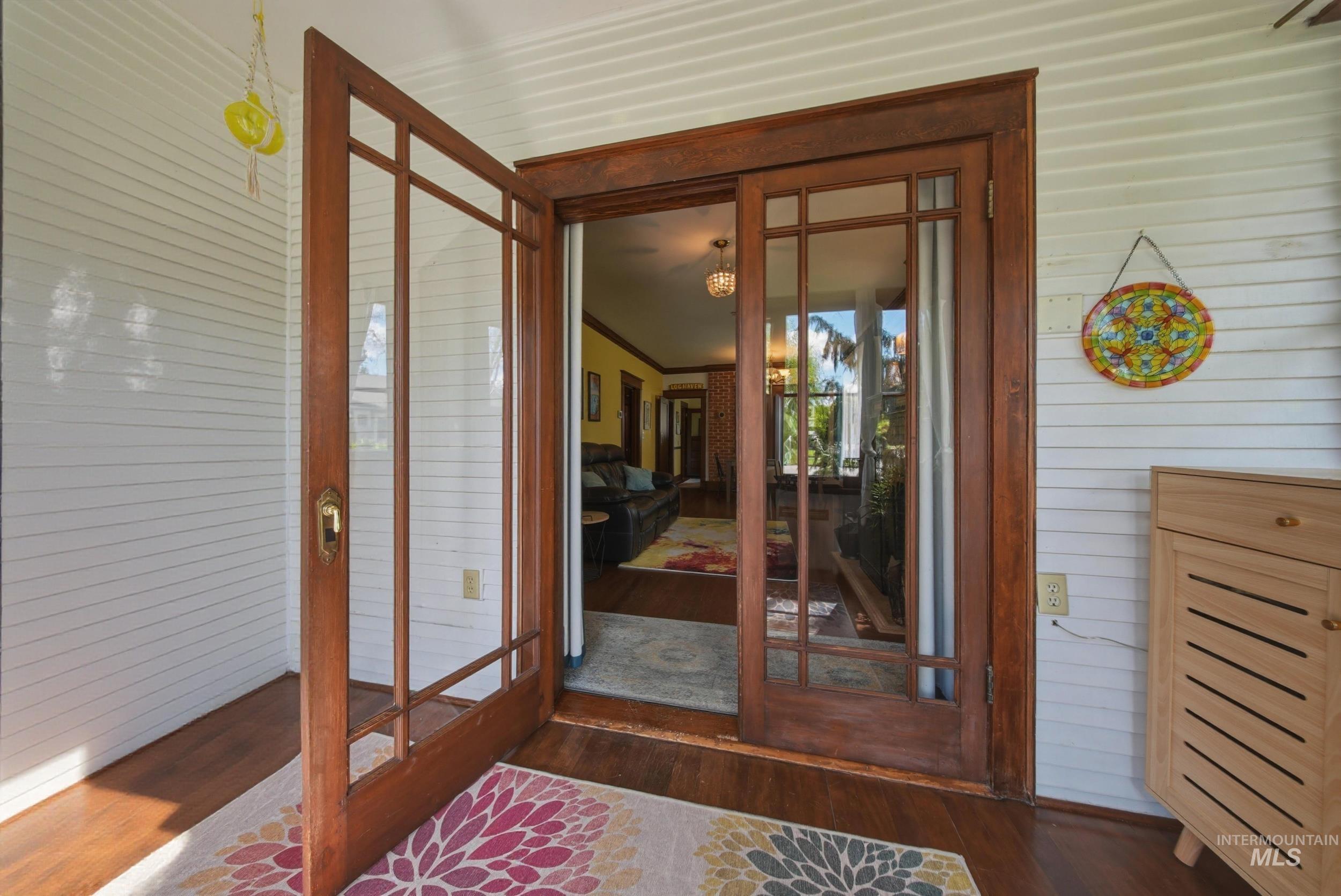 2200 W Bannock St, Boise, Idaho 83702, 2 Bedrooms, 1 Bathroom, Residential For Sale, Price $629,900, 98983202