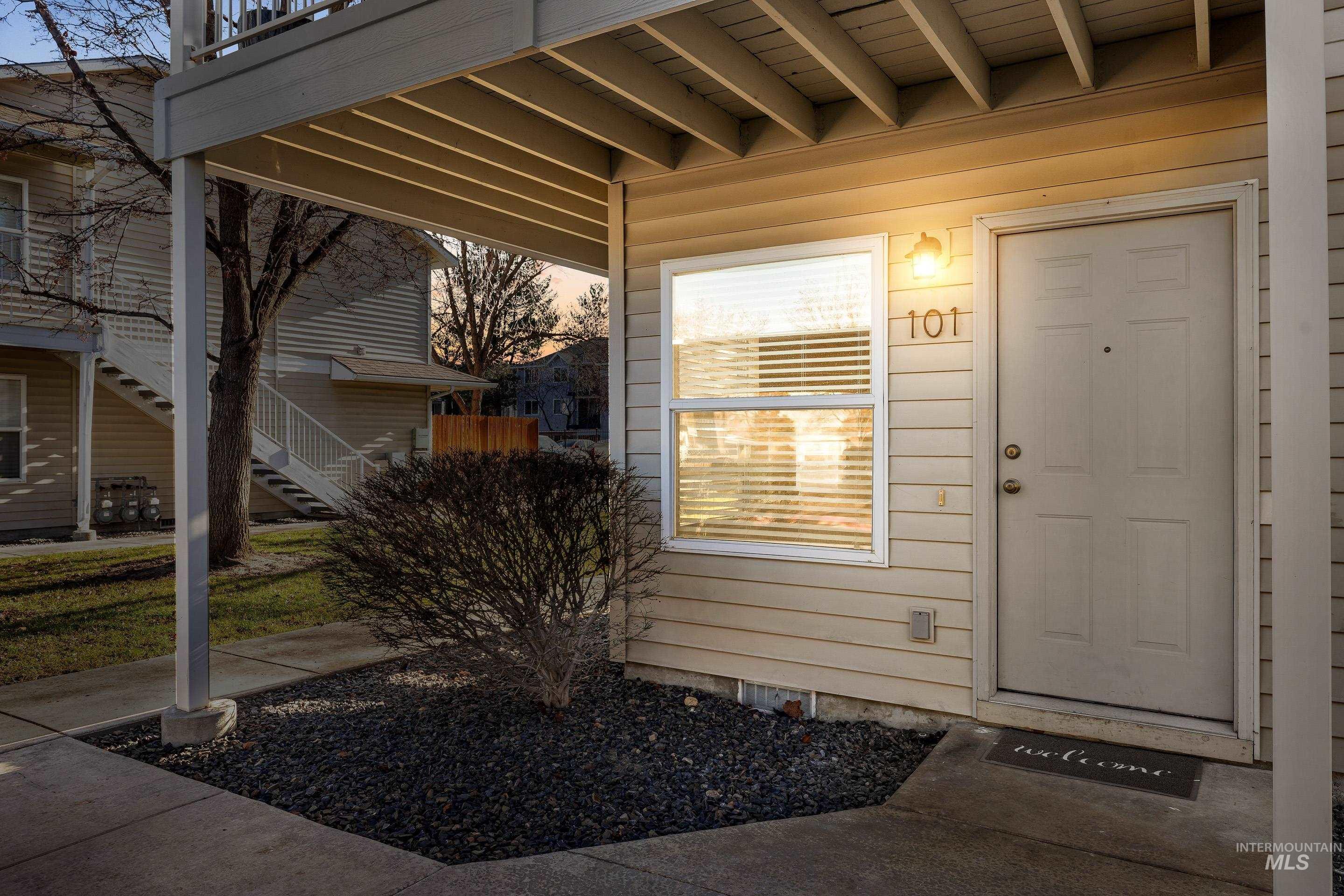 8909 W Irving St., Boise, Idaho 83704, 1 Bedroom, 1 Bathroom, Residential For Sale, Price $219,700,MLS 98983203
