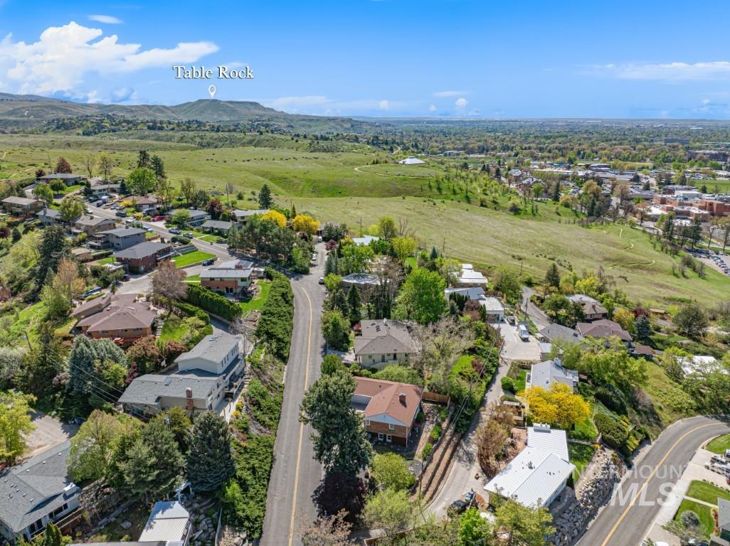 165 W Horizon Dr, Boise, Idaho 83702, 4 Bedrooms, 2 Bathrooms, Residential For Sale, Price $1,260,000, 98983204