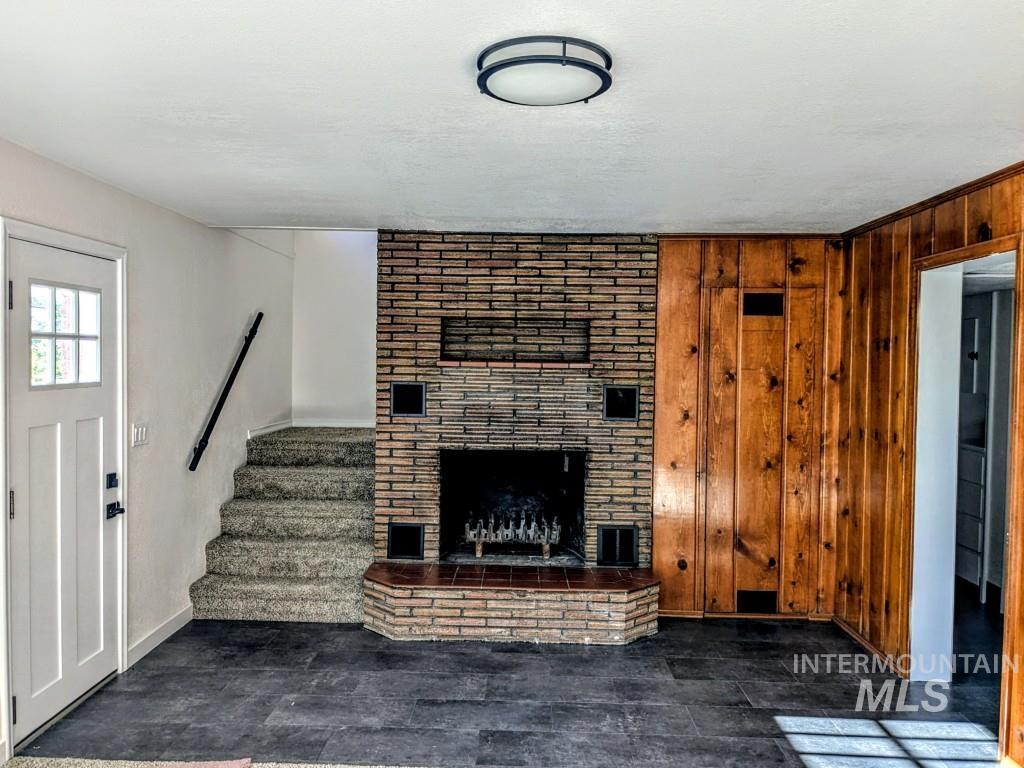 165 W Horizon Dr, Boise, Idaho 83702, 4 Bedrooms, 2 Bathrooms, Residential For Sale, Price $1,260,000, 98983204
