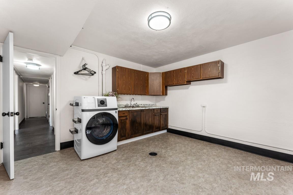 165 W Horizon Dr, Boise, Idaho 83702, 4 Bedrooms, 2 Bathrooms, Residential For Sale, Price $1,360,000,MLS 98983204