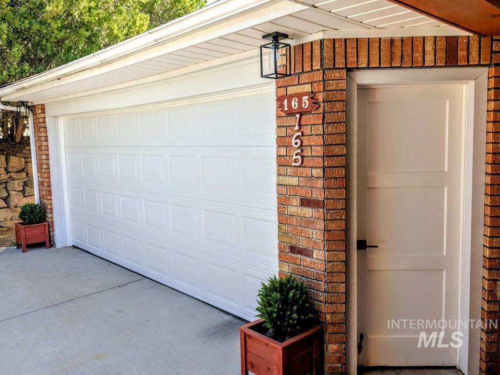 165 W Horizon Dr, Boise, Idaho 83702, 4 Bedrooms, 2 Bathrooms, Residential For Sale, Price $1,360,000,MLS 98983204