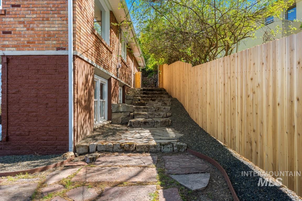 165 W Horizon Dr, Boise, Idaho 83702, 4 Bedrooms, 2 Bathrooms, Residential For Sale, Price $1,360,000,MLS 98983204