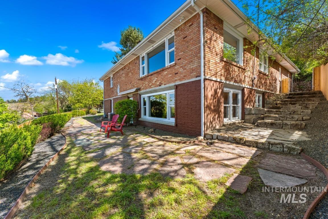 165 W Horizon Dr, Boise, Idaho 83702, 4 Bedrooms, 2 Bathrooms, Residential For Sale, Price $1,360,000,MLS 98983204