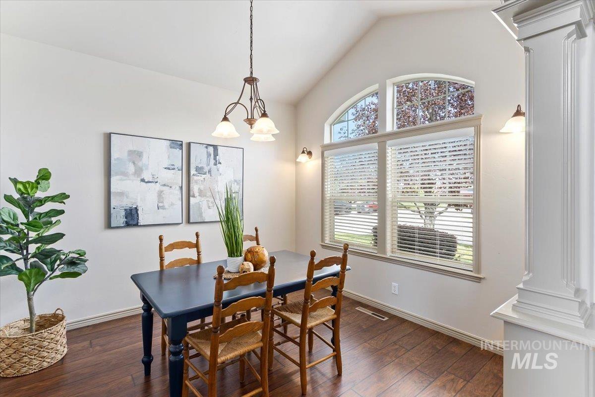 2274 Eastwood Rd, Twin Falls, Idaho 83301, 4 Bedrooms, 2.5 Bathrooms, Residential For Sale, Price $592,900, 98983205