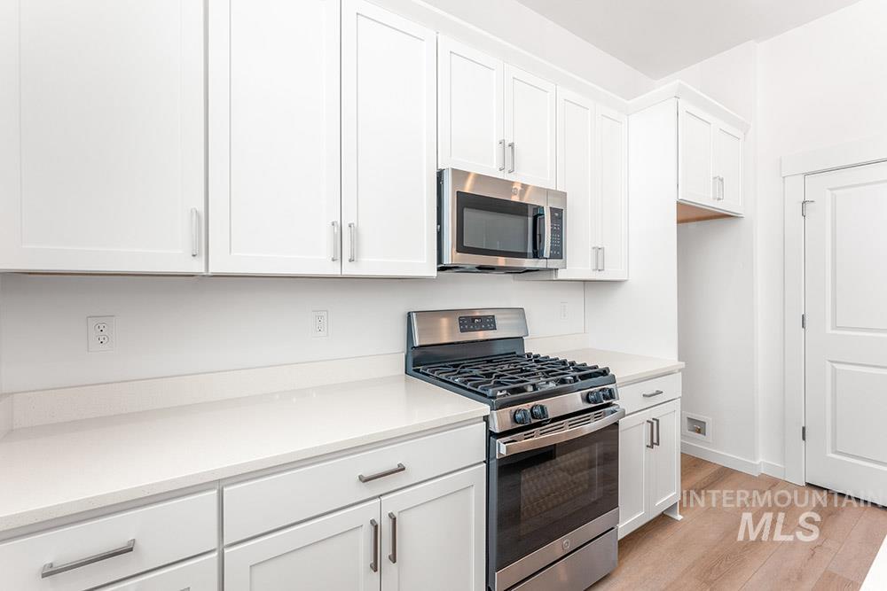 1613 N N Timathy Ln, Boise, Idaho 83713, 4 Bedrooms, 3.5 Bathrooms, Residential For Sale, Price $419,900,MLS 98983207