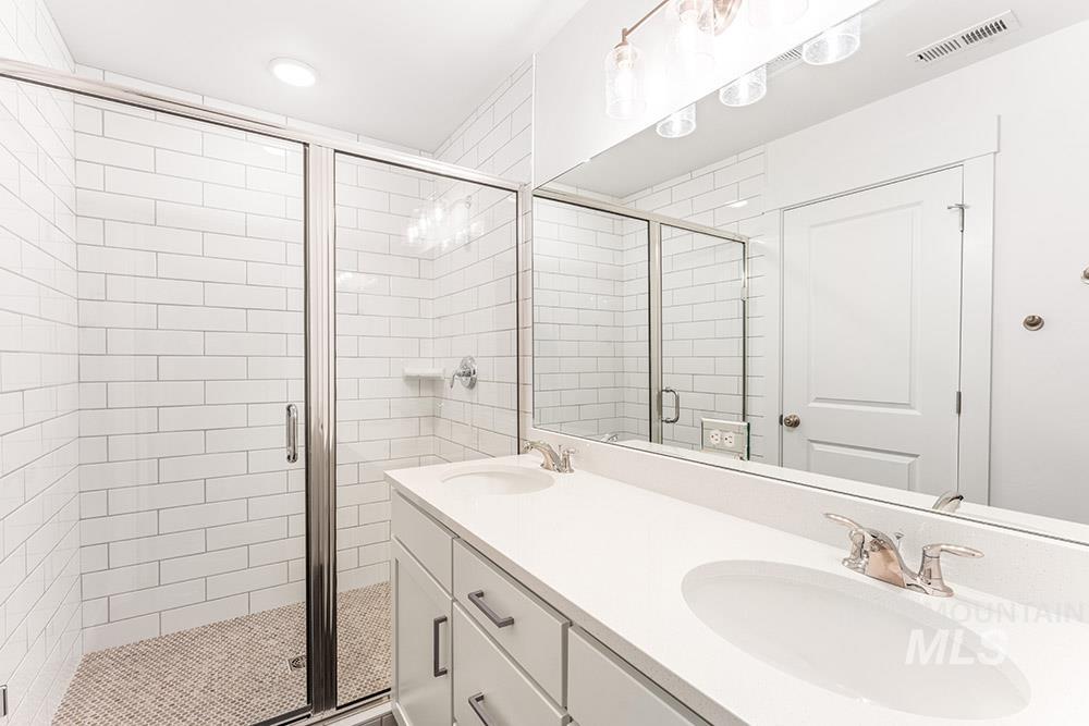 1613 N N Timathy Ln, Boise, Idaho 83713, 4 Bedrooms, 3.5 Bathrooms, Residential For Sale, Price $419,900,MLS 98983207