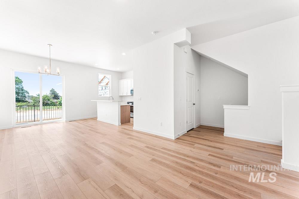 1613 N N Timathy Ln, Boise, Idaho 83713, 4 Bedrooms, 3.5 Bathrooms, Residential For Sale, Price $419,900,MLS 98983207