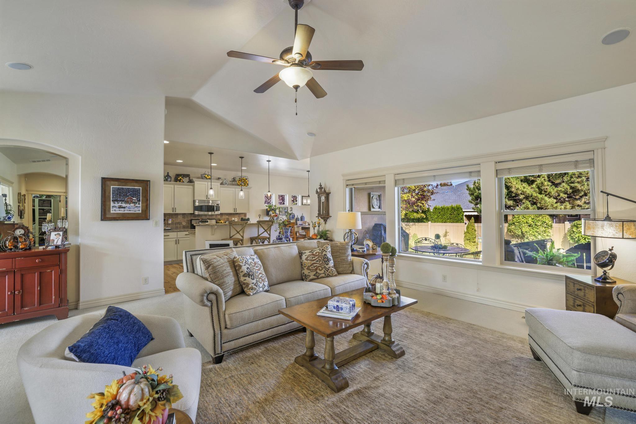 675 Canyon Park Ave, Twin Falls, Idaho 83301, 3 Bedrooms, 2 Bathrooms, Residential For Sale, Price $565,000, 98983208