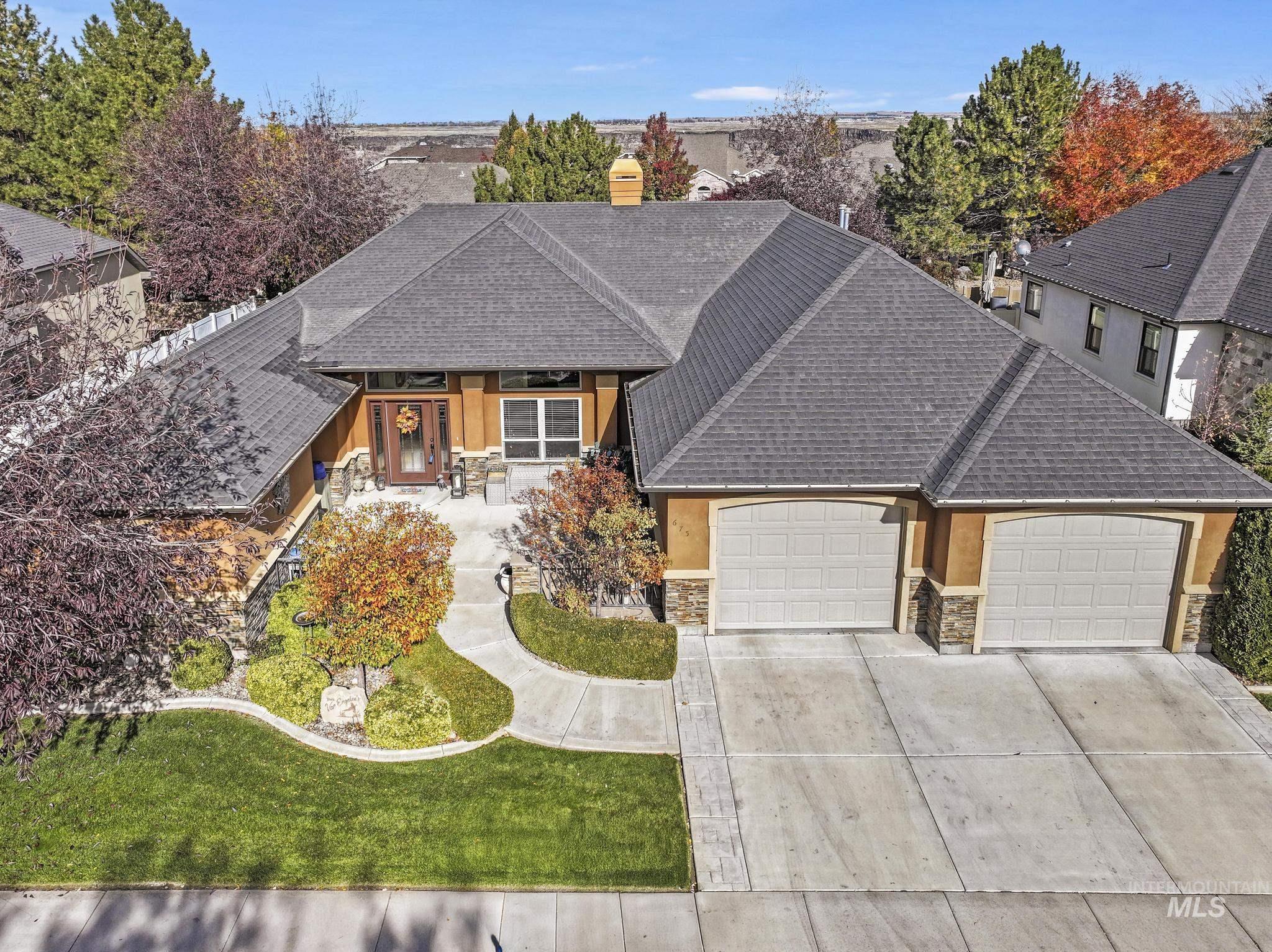 675 Canyon Park Ave, Twin Falls, Idaho 83301, 3 Bedrooms, 2 Bathrooms, Residential For Sale, Price $565,000, 98983208