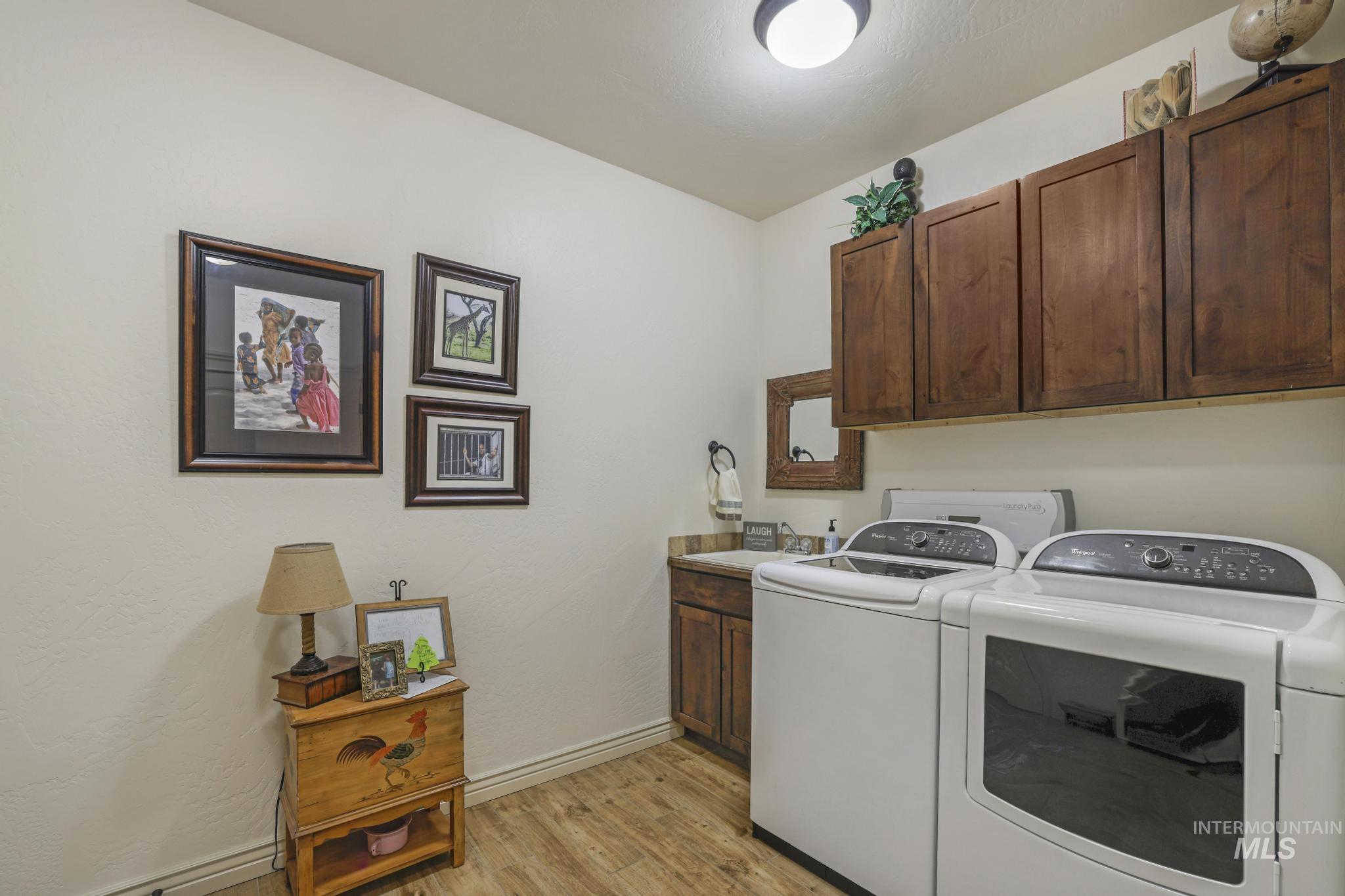 675 Canyon Park Ave, Twin Falls, Idaho 83301, 3 Bedrooms, 2 Bathrooms, Residential For Sale, Price $565,000,MLS 98983208
