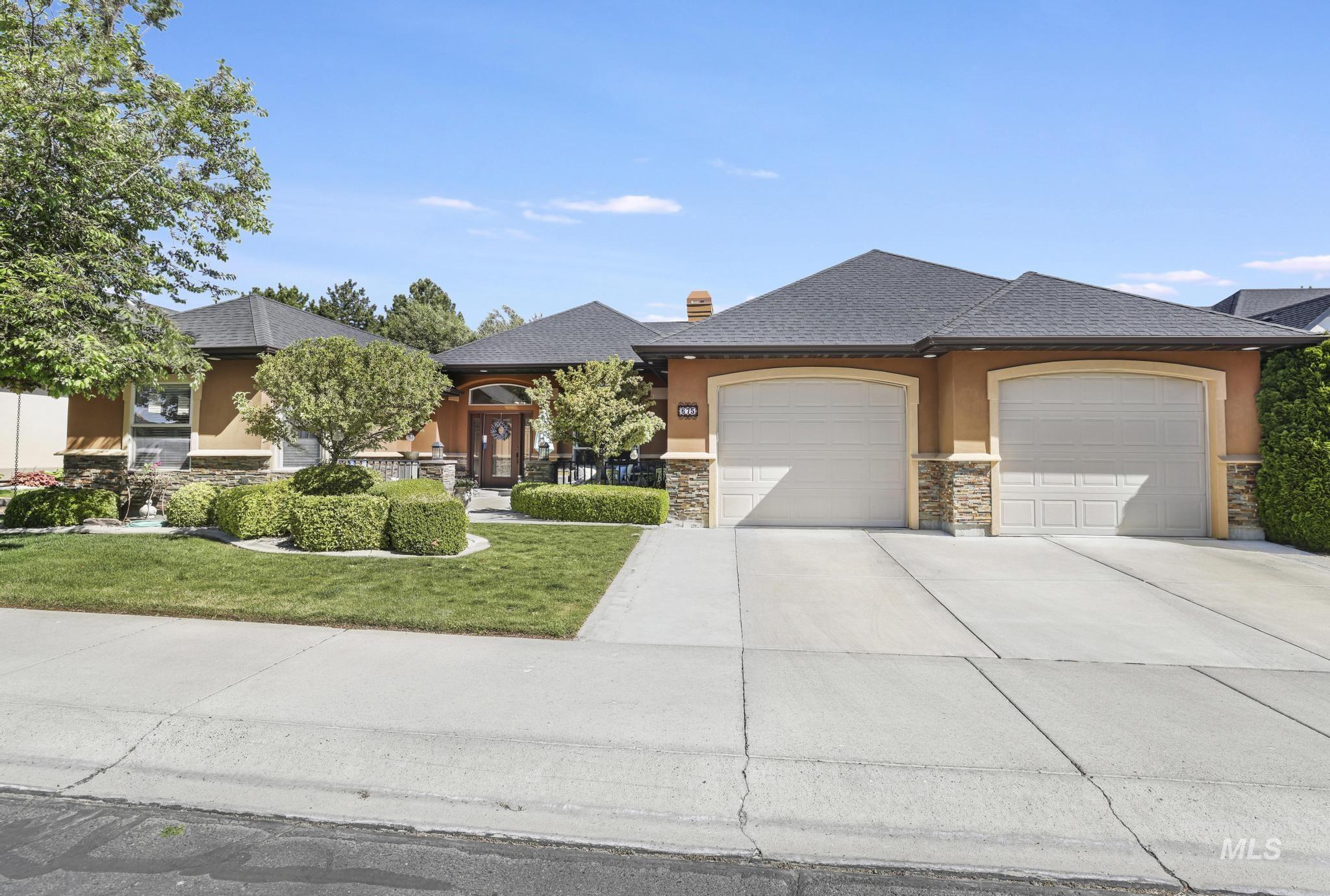 675 Canyon Park Ave, Twin Falls, Idaho 83301, 3 Bedrooms, 2 Bathrooms, Residential For Sale, Price $565,000,MLS 98983208