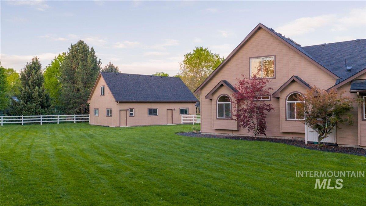 570 N Cove Colony Way, Eagle, Idaho 83616, 4 Bedrooms, 3.5 Bathrooms, Residential For Sale, Price $1,699,000, 98983210