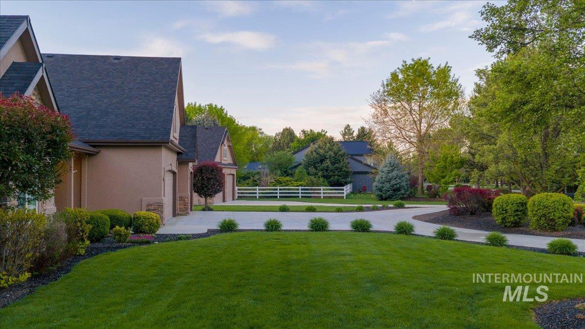 570 N Cove Colony Way, Eagle, Idaho 83616, 4 Bedrooms, 3.5 Bathrooms, Residential For Sale, Price $1,699,000, 98983210