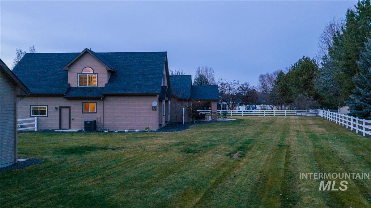 570 N Cove Colony Way, Eagle, Idaho 83616, 4 Bedrooms, 3.5 Bathrooms, Residential For Sale, Price $1,749,900, 98983210