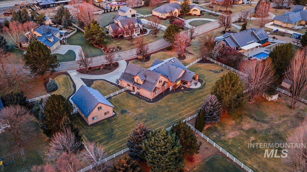 570 N Cove Colony Way, Eagle, Idaho 83616, 4 Bedrooms, 3.5 Bathrooms, Residential For Sale, Price $1,749,900, 98983210