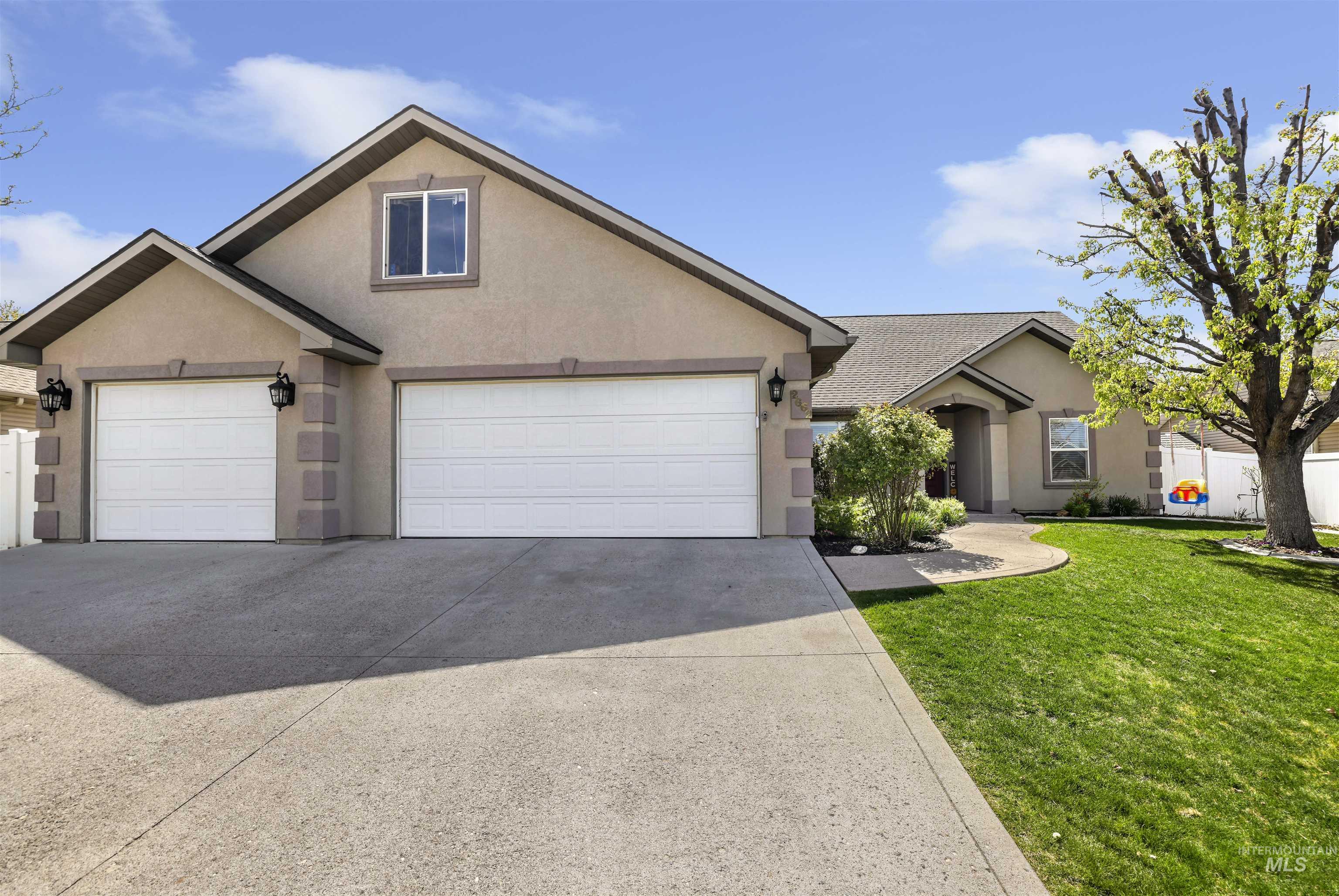 2662 Joshua Way, Twin Falls, Idaho 83301, 3 Bedrooms, 3 Bathrooms, Residential For Sale, Price $499,999, 98983213
