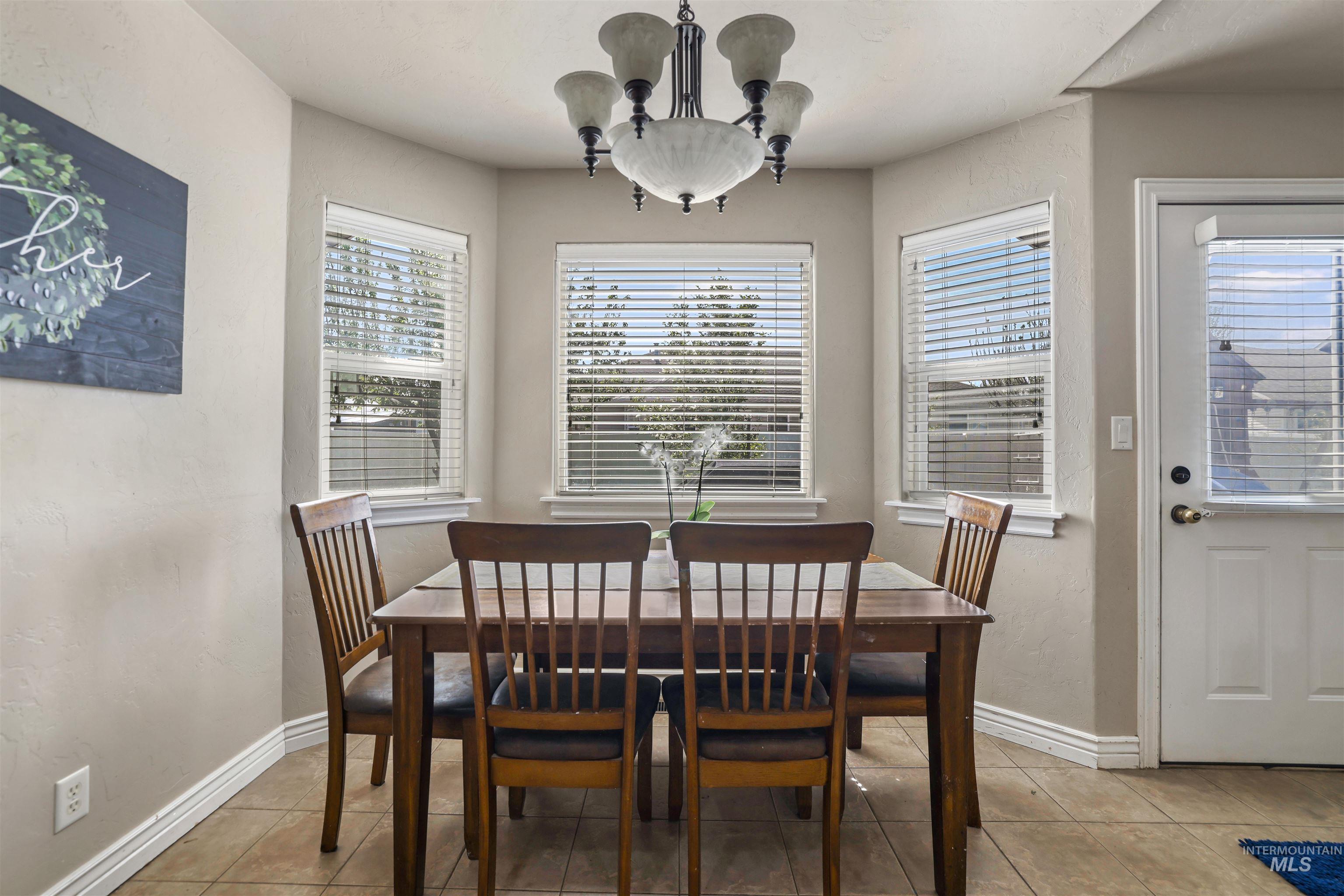 2662 Joshua Way, Twin Falls, Idaho 83301, 3 Bedrooms, 3 Bathrooms, Residential For Sale, Price $499,999, 98983213