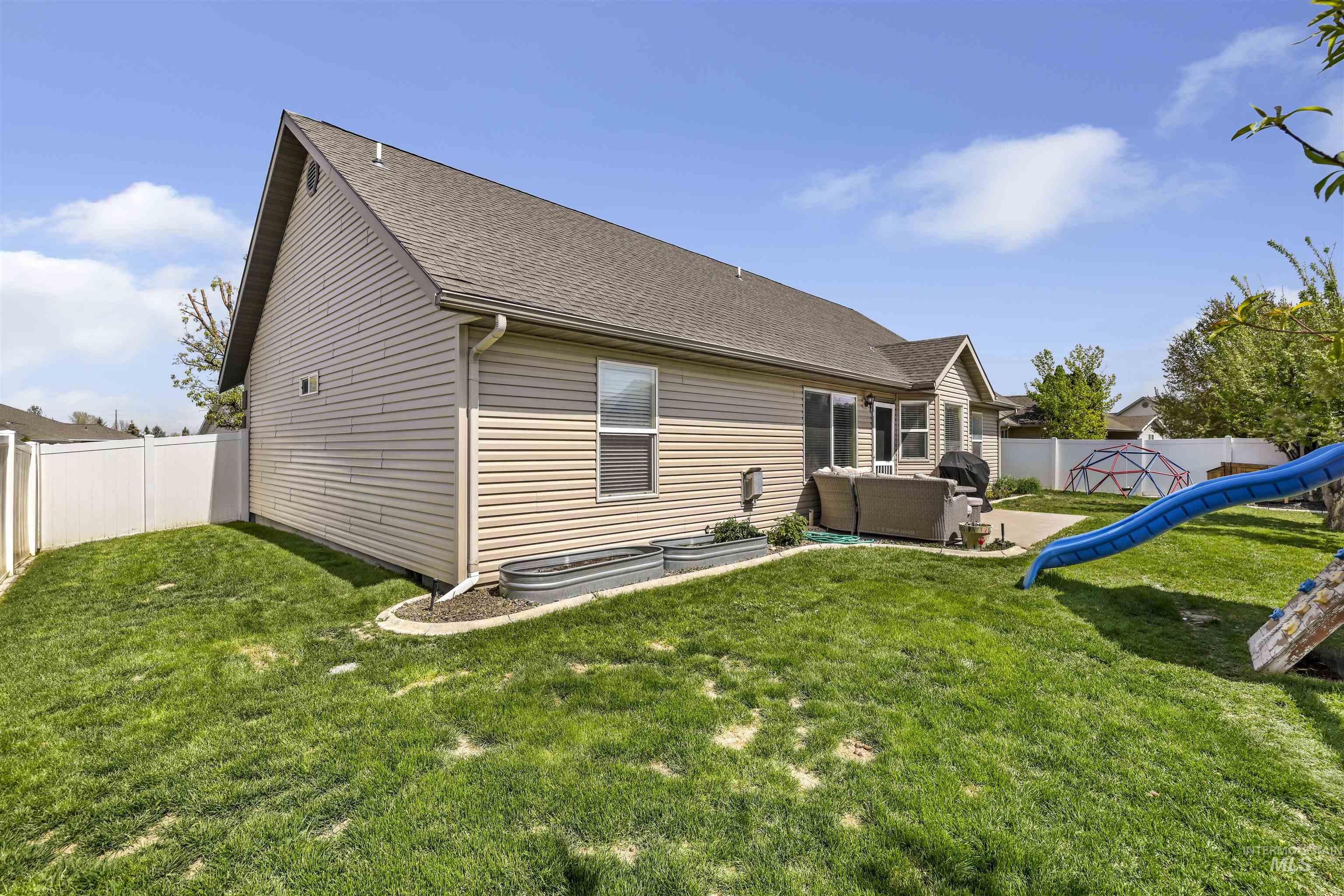 2662 Joshua Way, Twin Falls, Idaho 83301, 3 Bedrooms, 3 Bathrooms, Residential For Sale, Price $499,999, 98983213